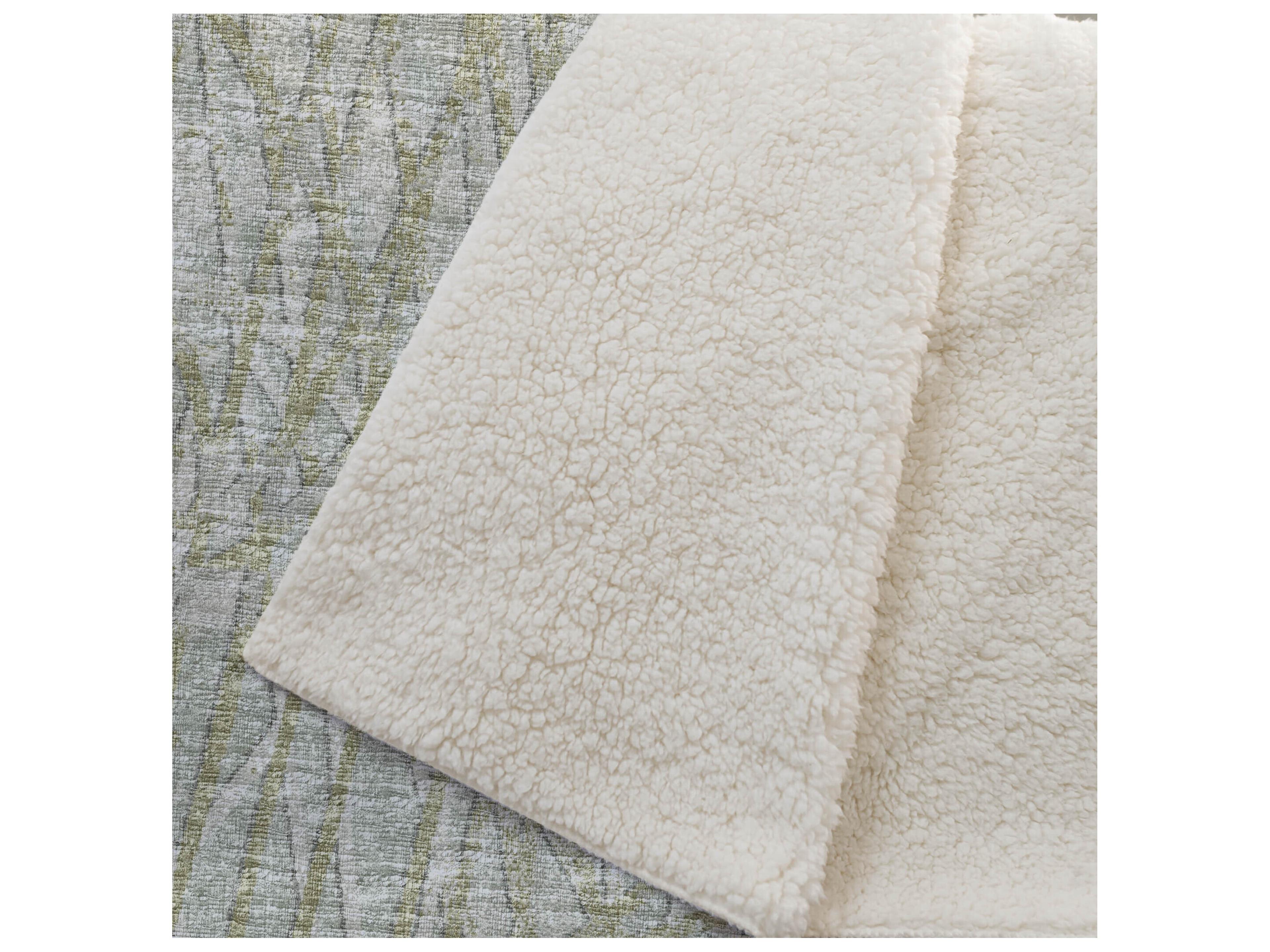 Dalyn Sherpa Green Polyester Throw