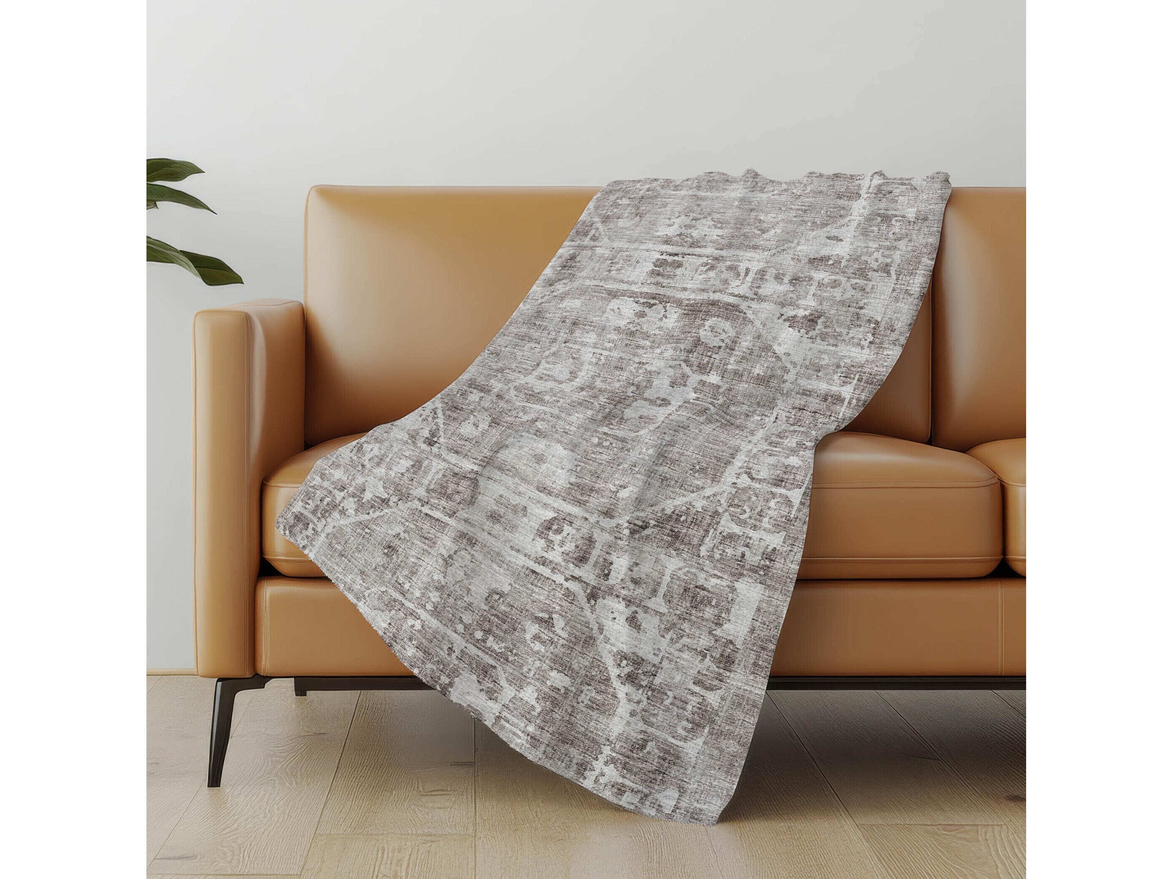 Dalyn Sherpa Brown Polyester Throw