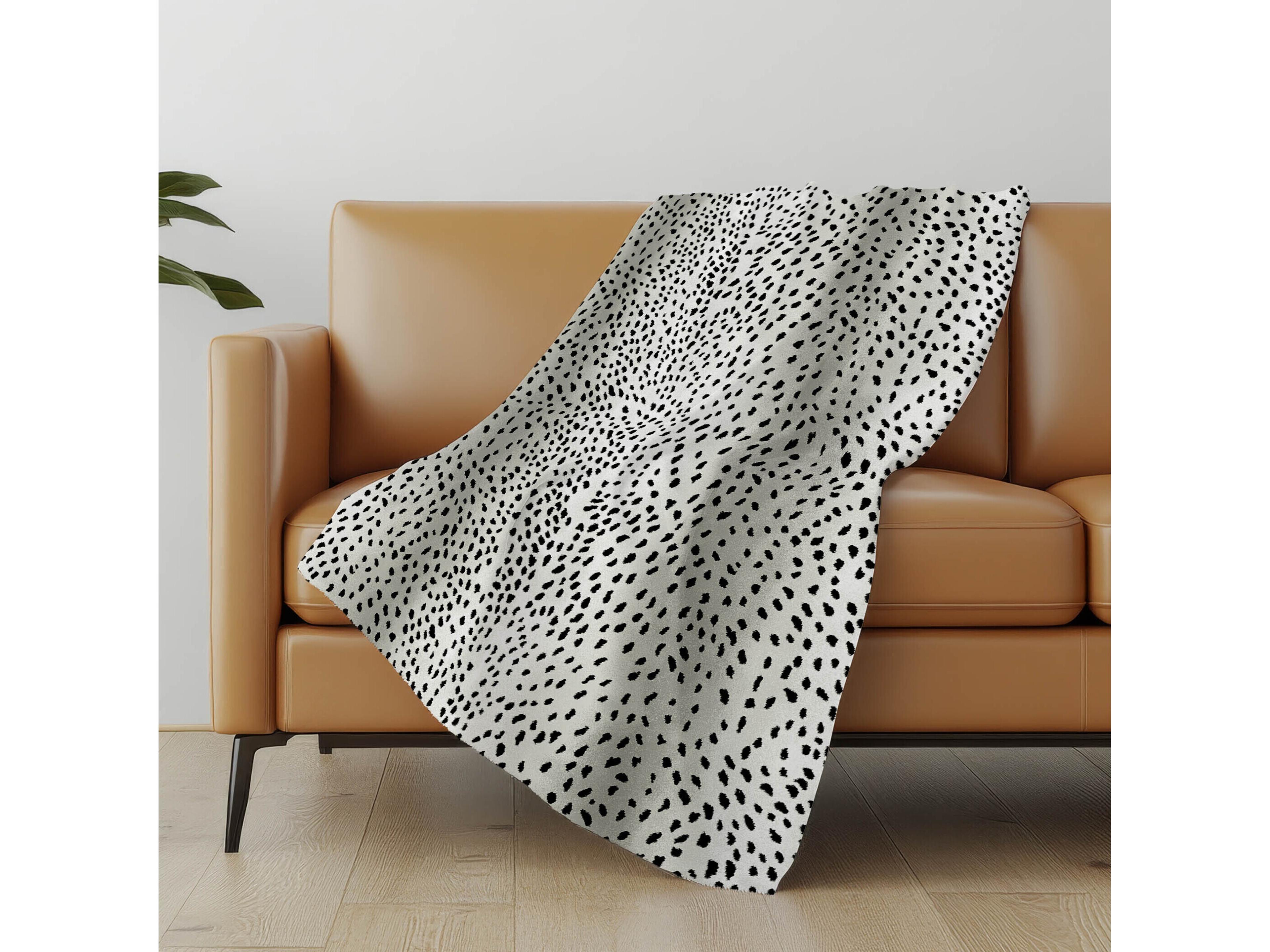 Dalyn Sherpa Ivory Polyester Throw