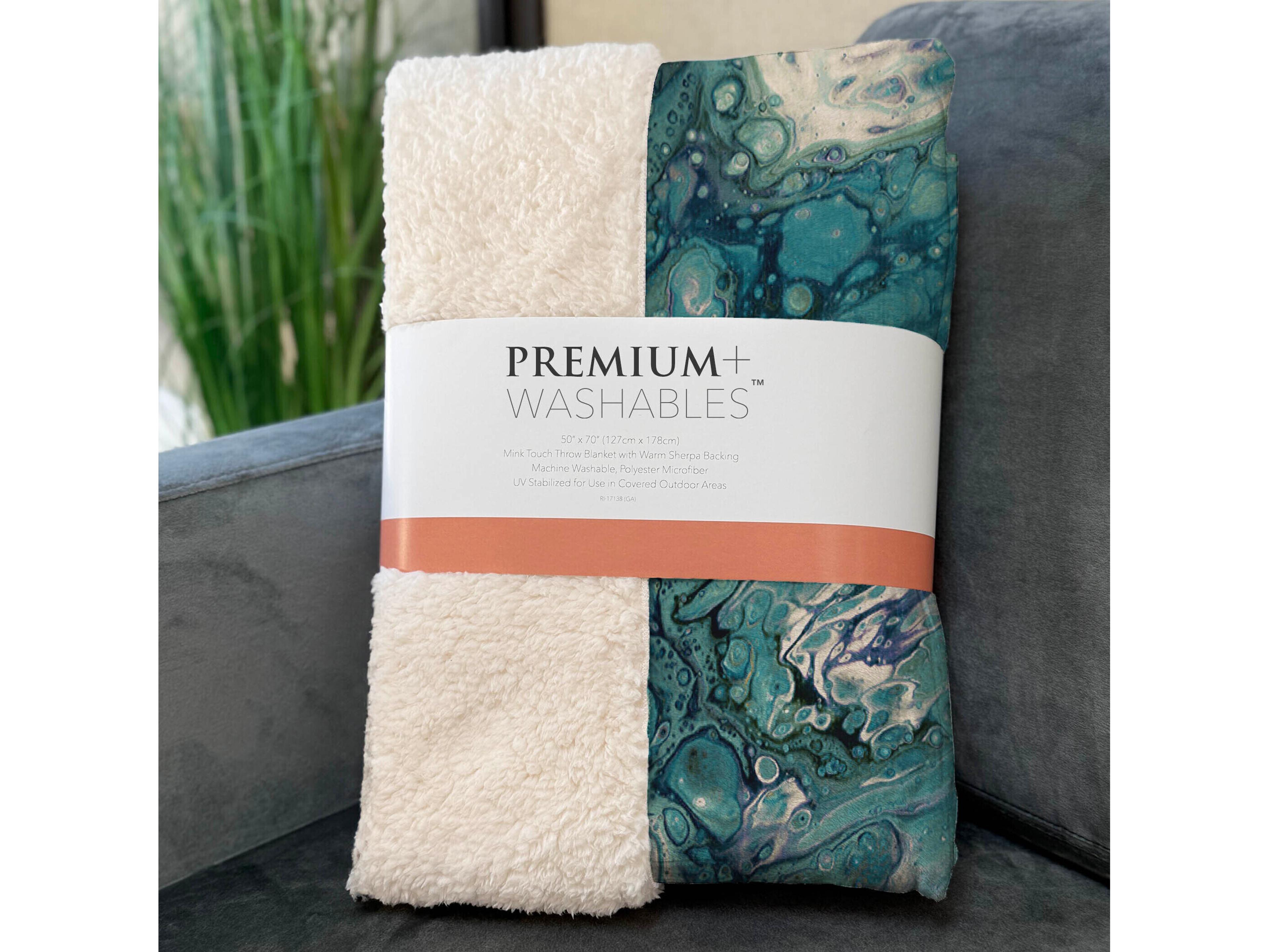 Dalyn Sherpa Blue Polyester Throw