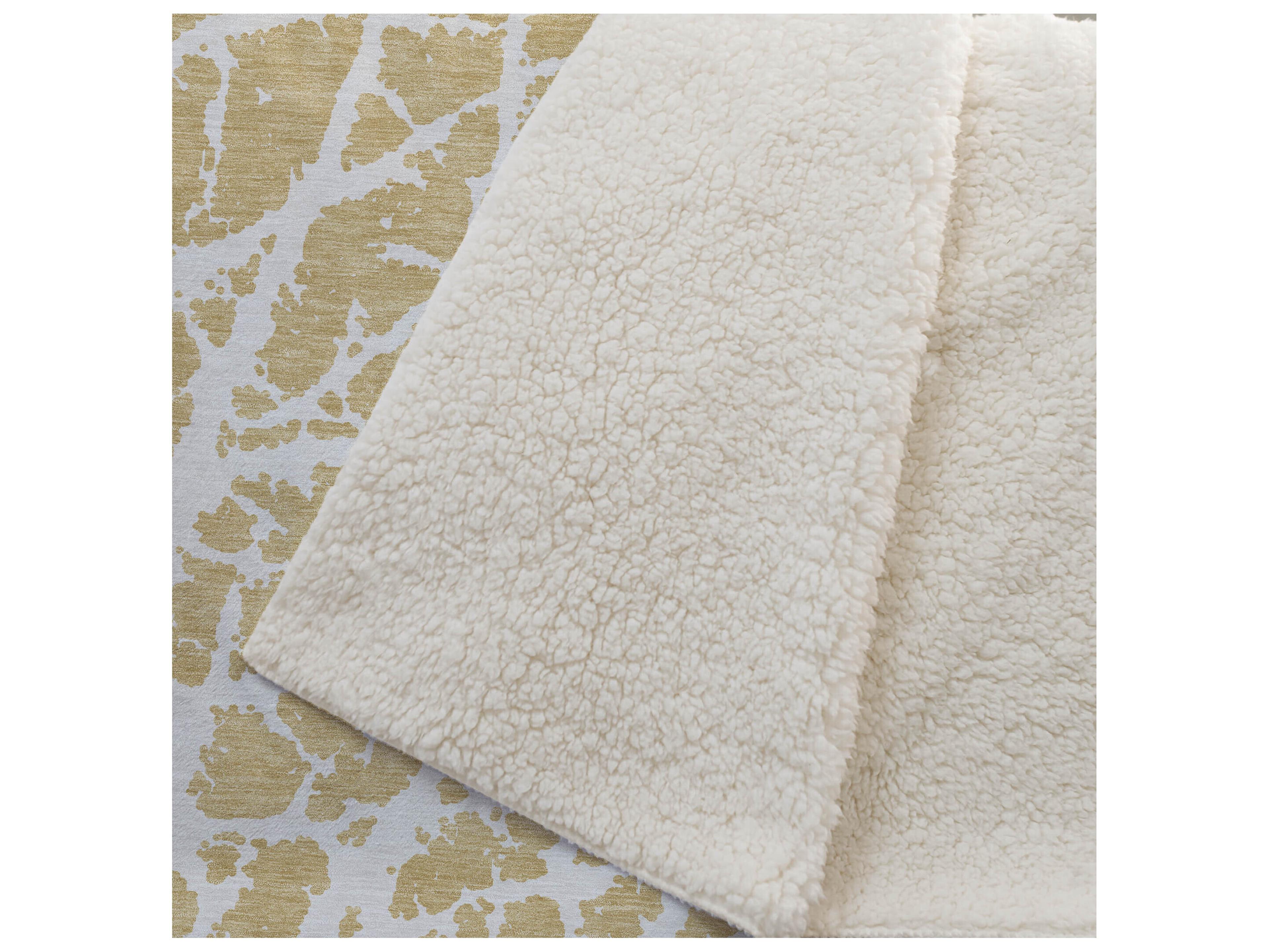Dalyn Sherpa Gold Polyester Throw