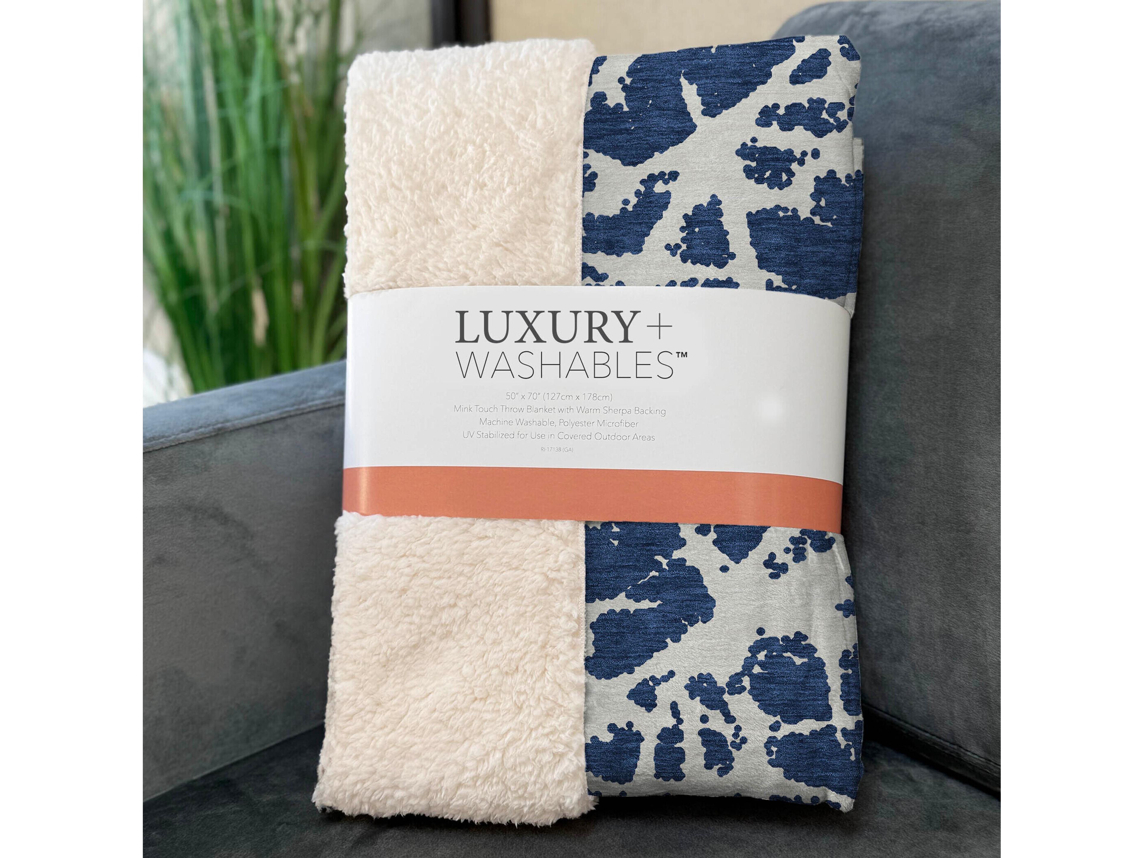 Dalyn Sherpa Blue Polyester Throw