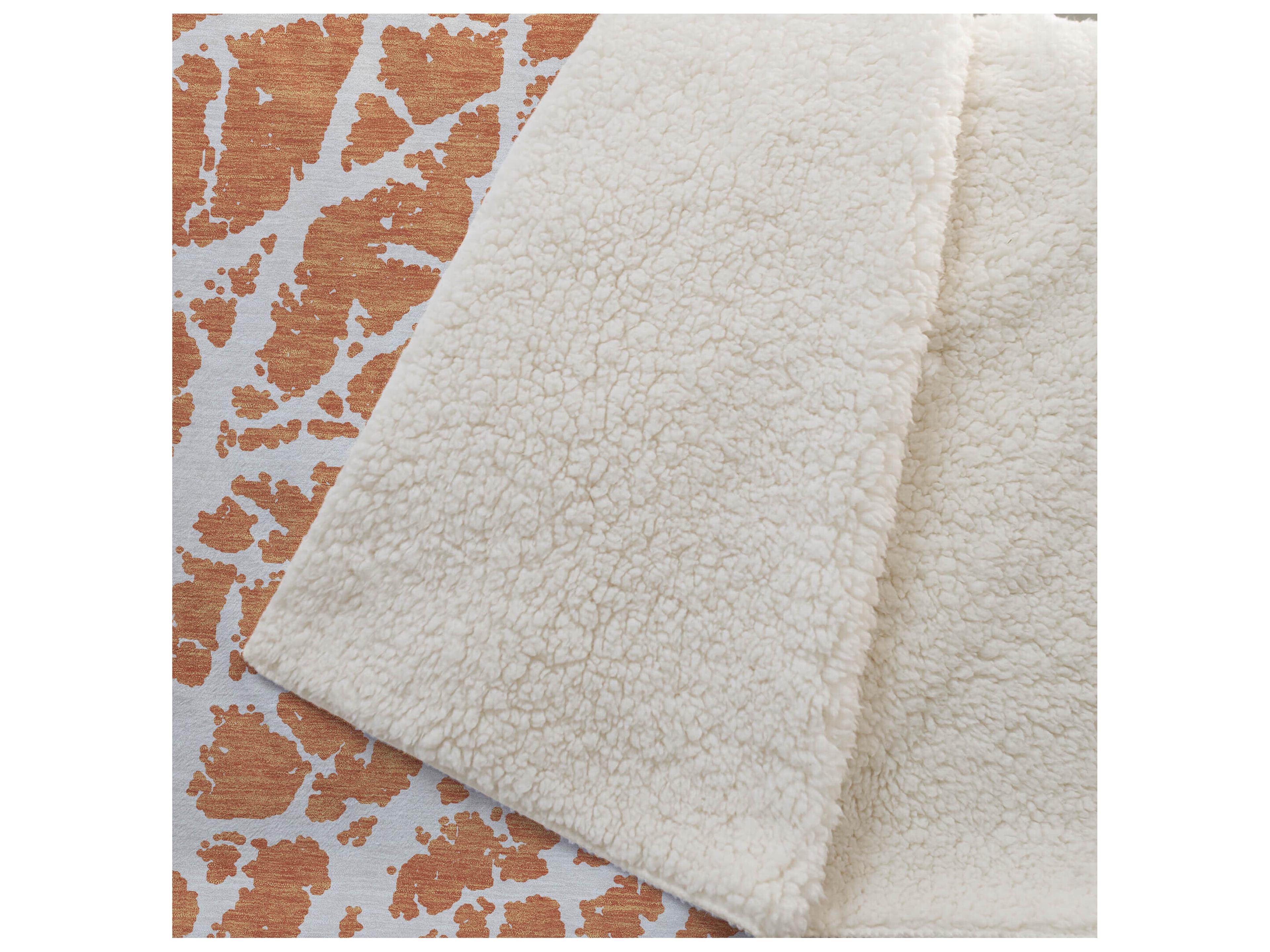 Dalyn Sherpa Orange Polyester Throw