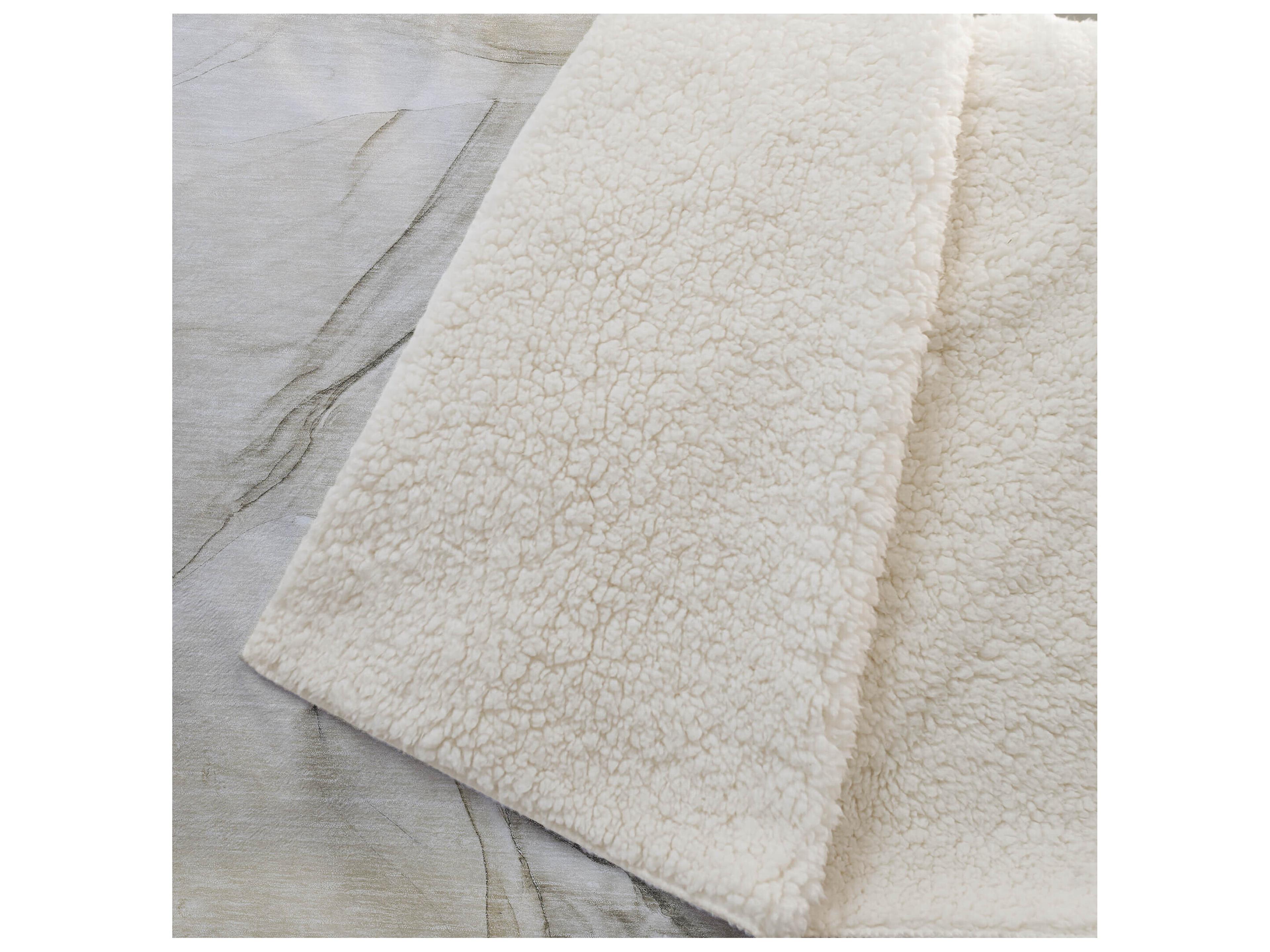 Dalyn Sherpa Brown Polyester Throw