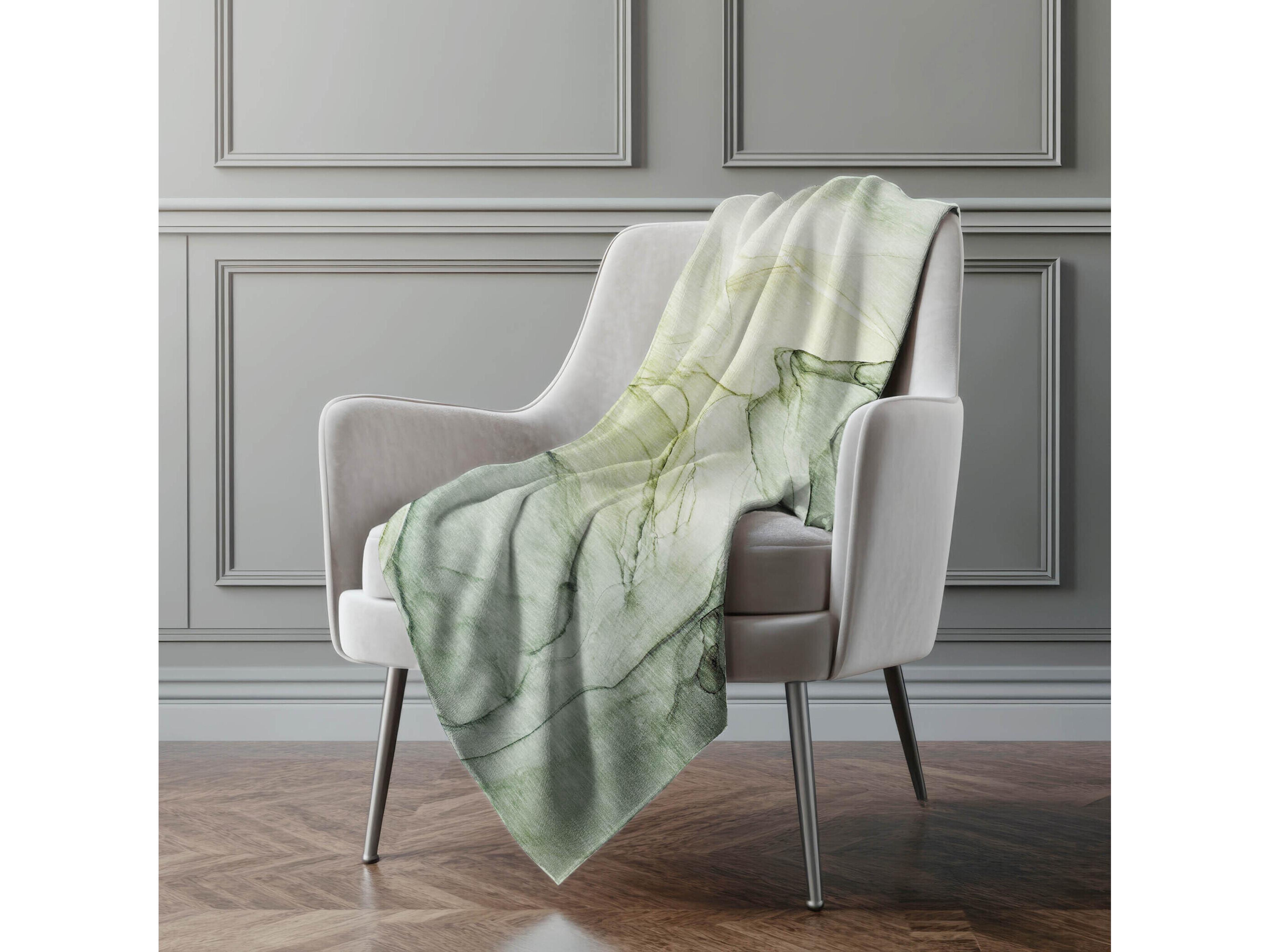 Dalyn Sherpa Green Polyester Throw