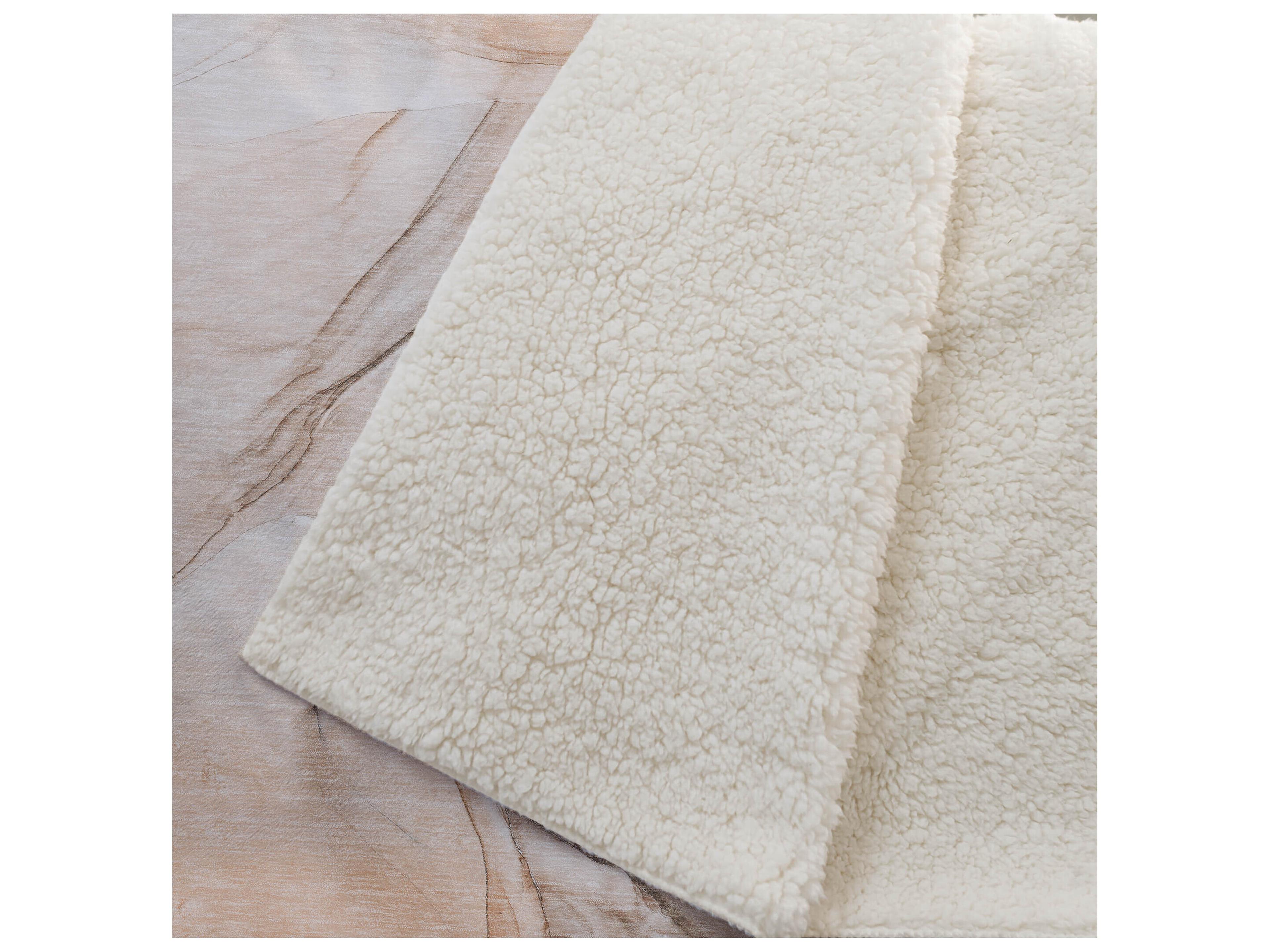 Dalyn Sherpa Orange Polyester Throw