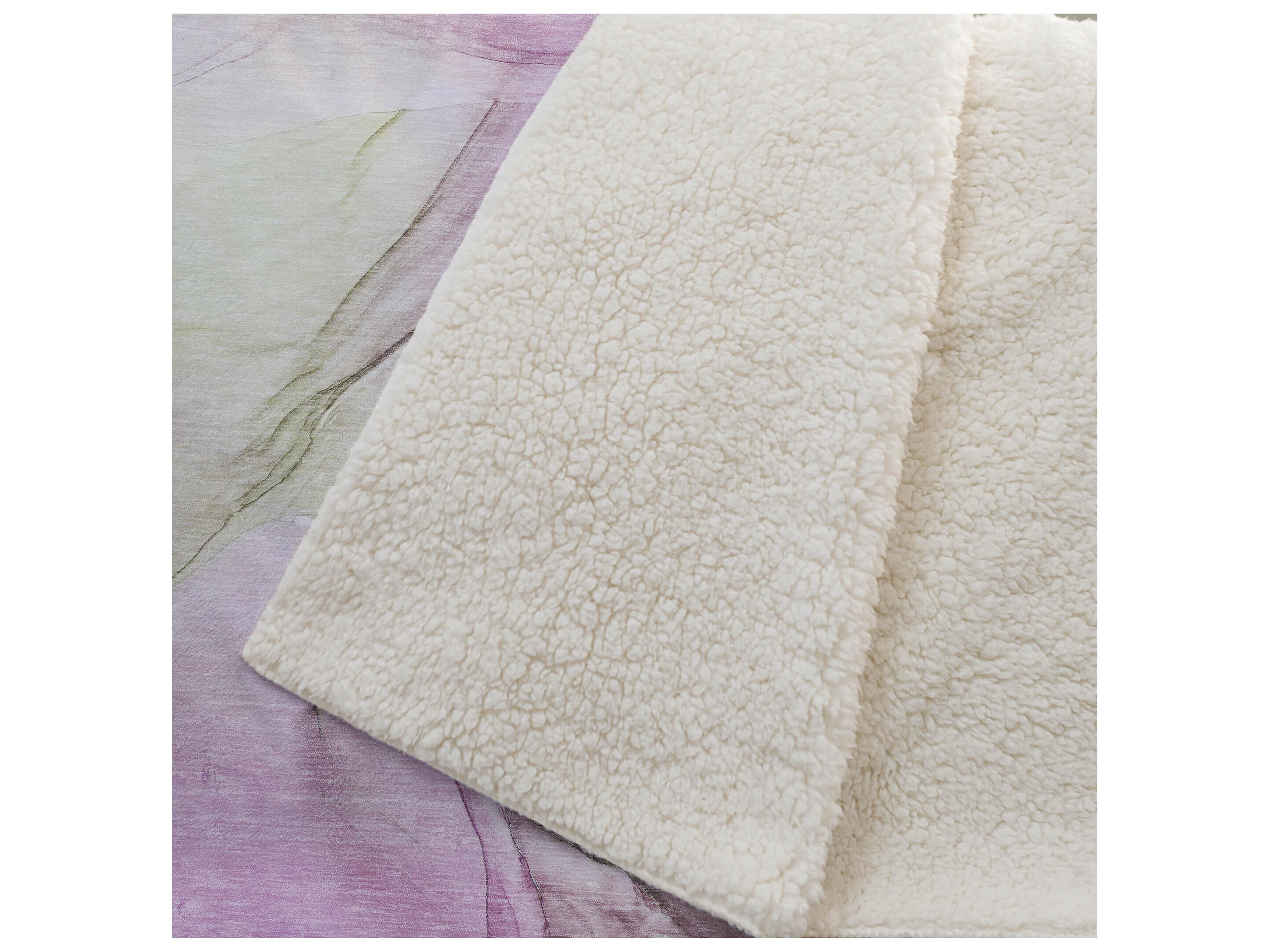 Dalyn Sherpa Pink Polyester Throw