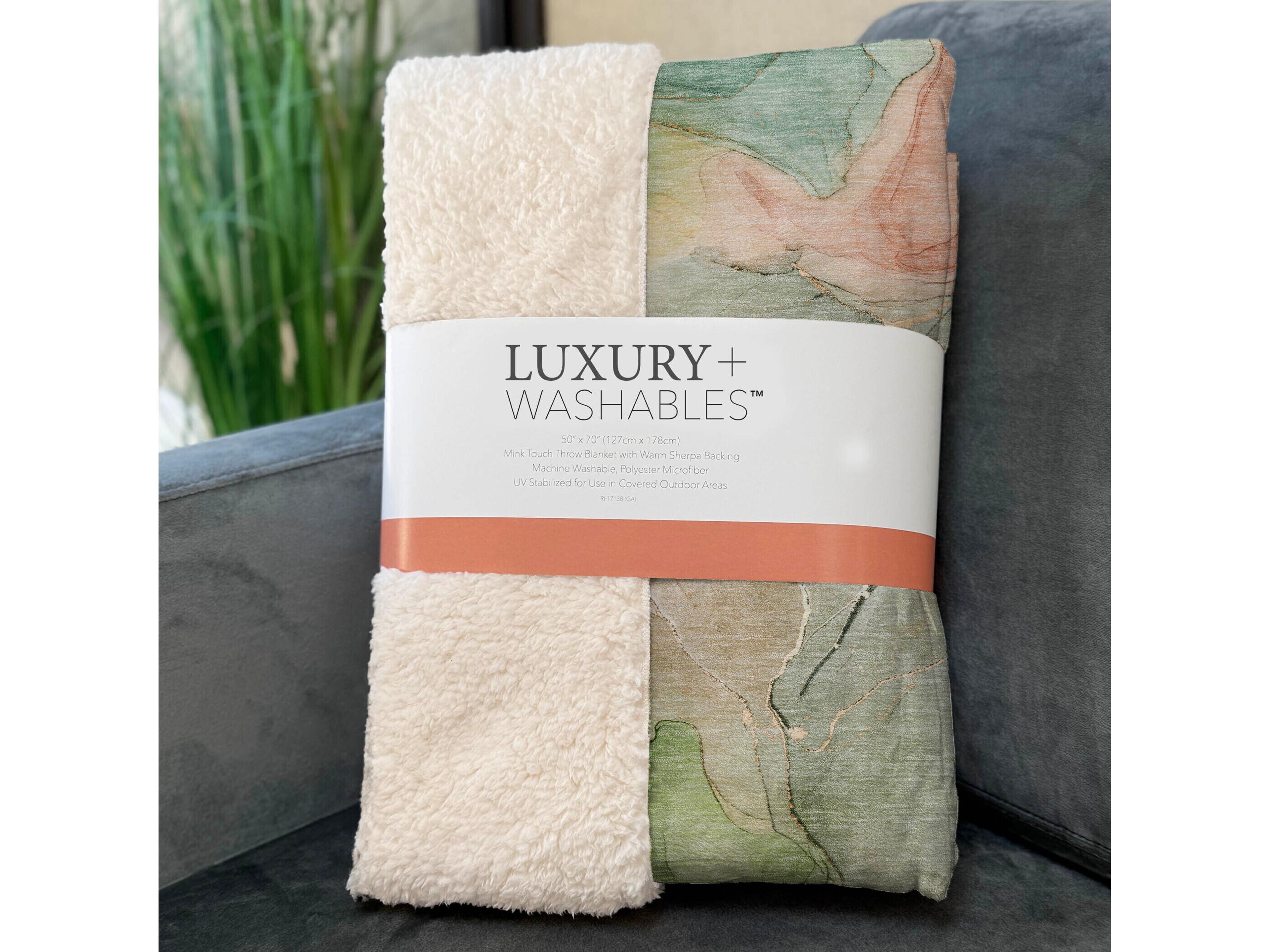 Dalyn Sherpa Blue Polyester Throw