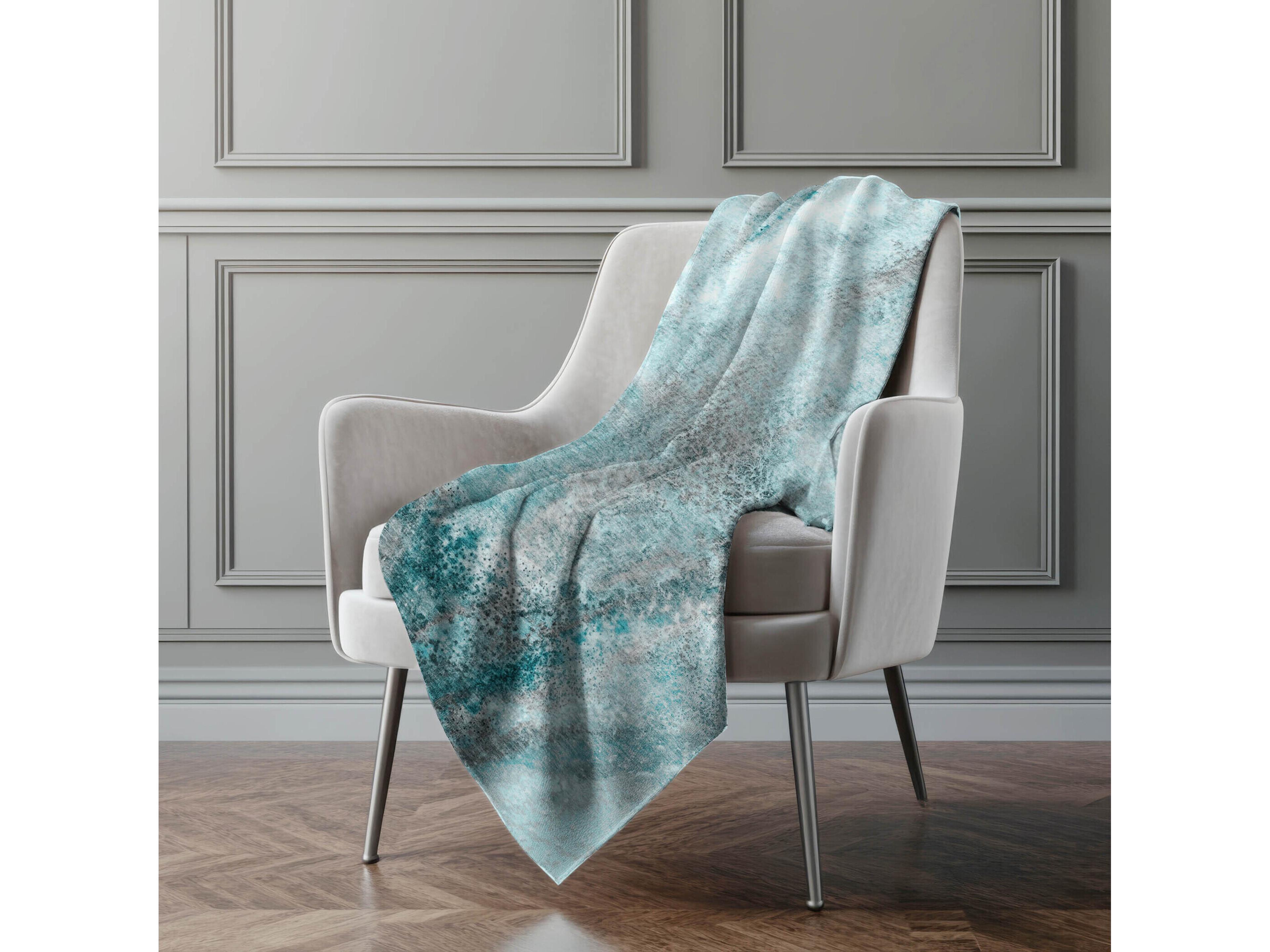 Dalyn Sherpa Teal Polyester Throw