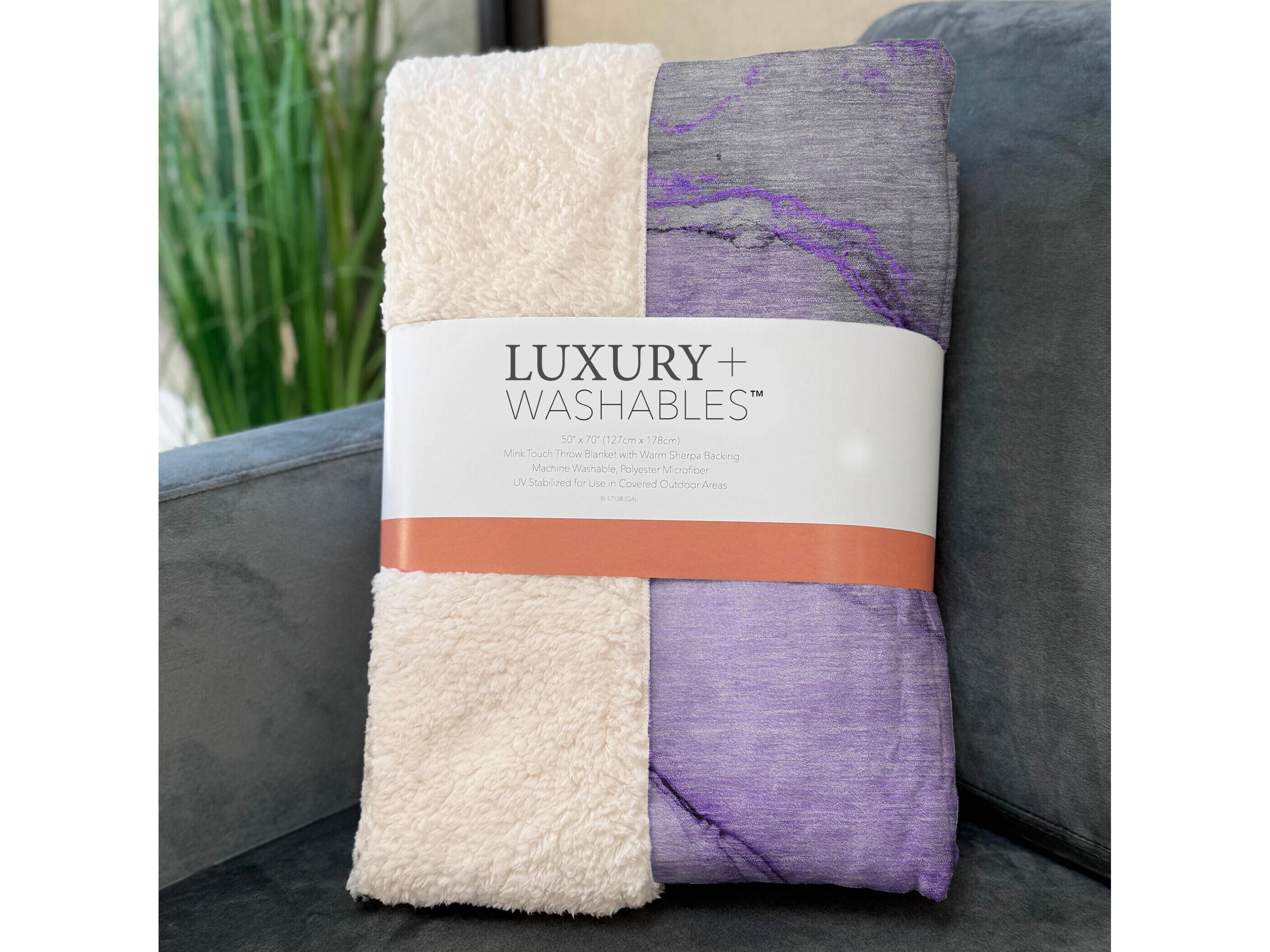 Dalyn Sherpa Purple Polyester Throw