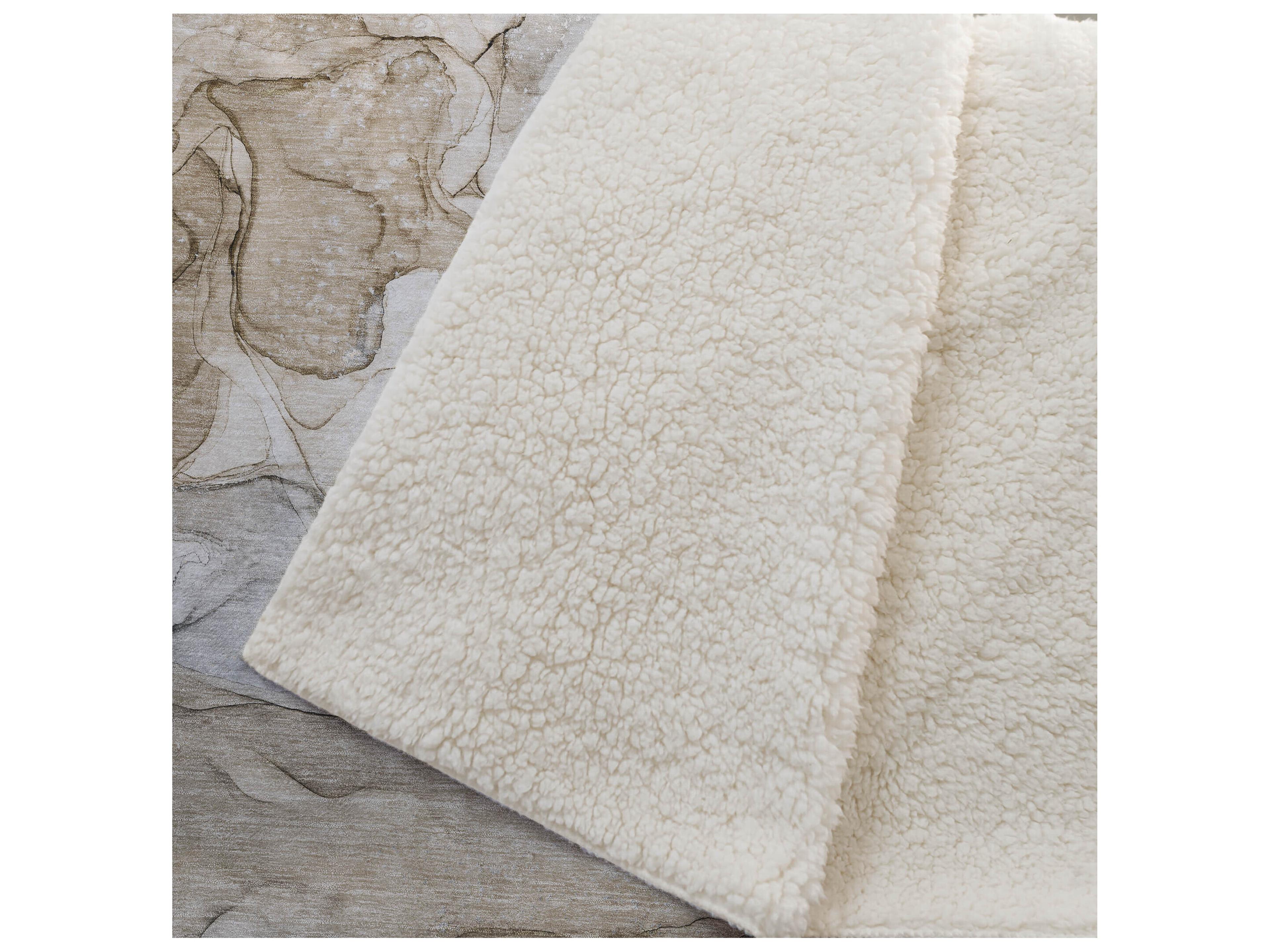 Dalyn Sherpa Brown Polyester Throw