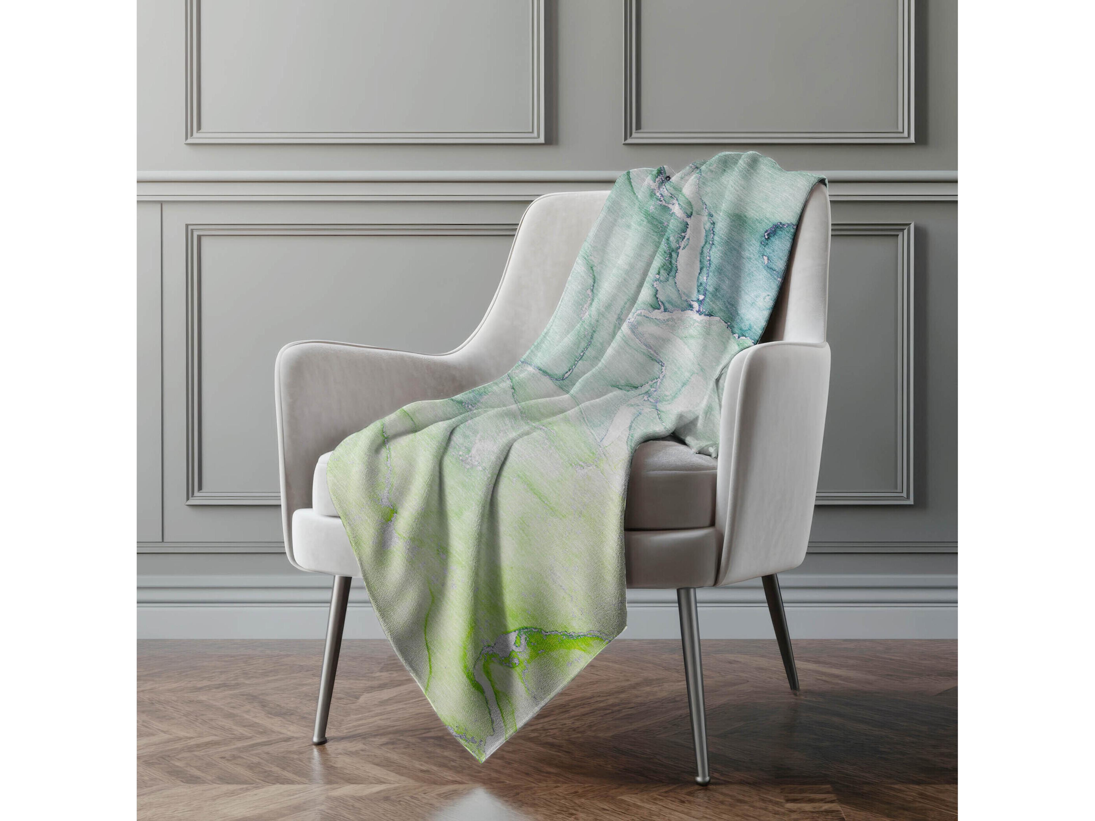 Dalyn Sherpa Green Polyester Throw