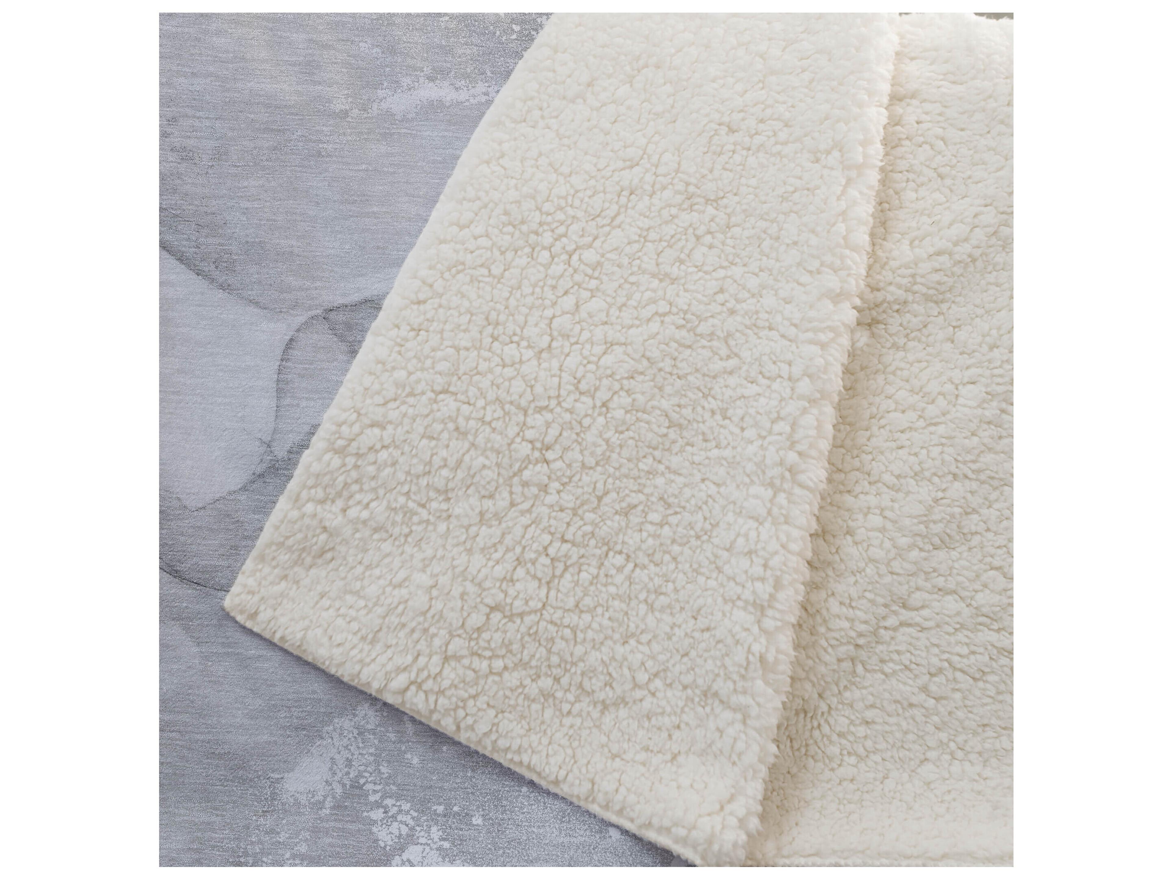 Dalyn Sherpa Gray Polyester Throw