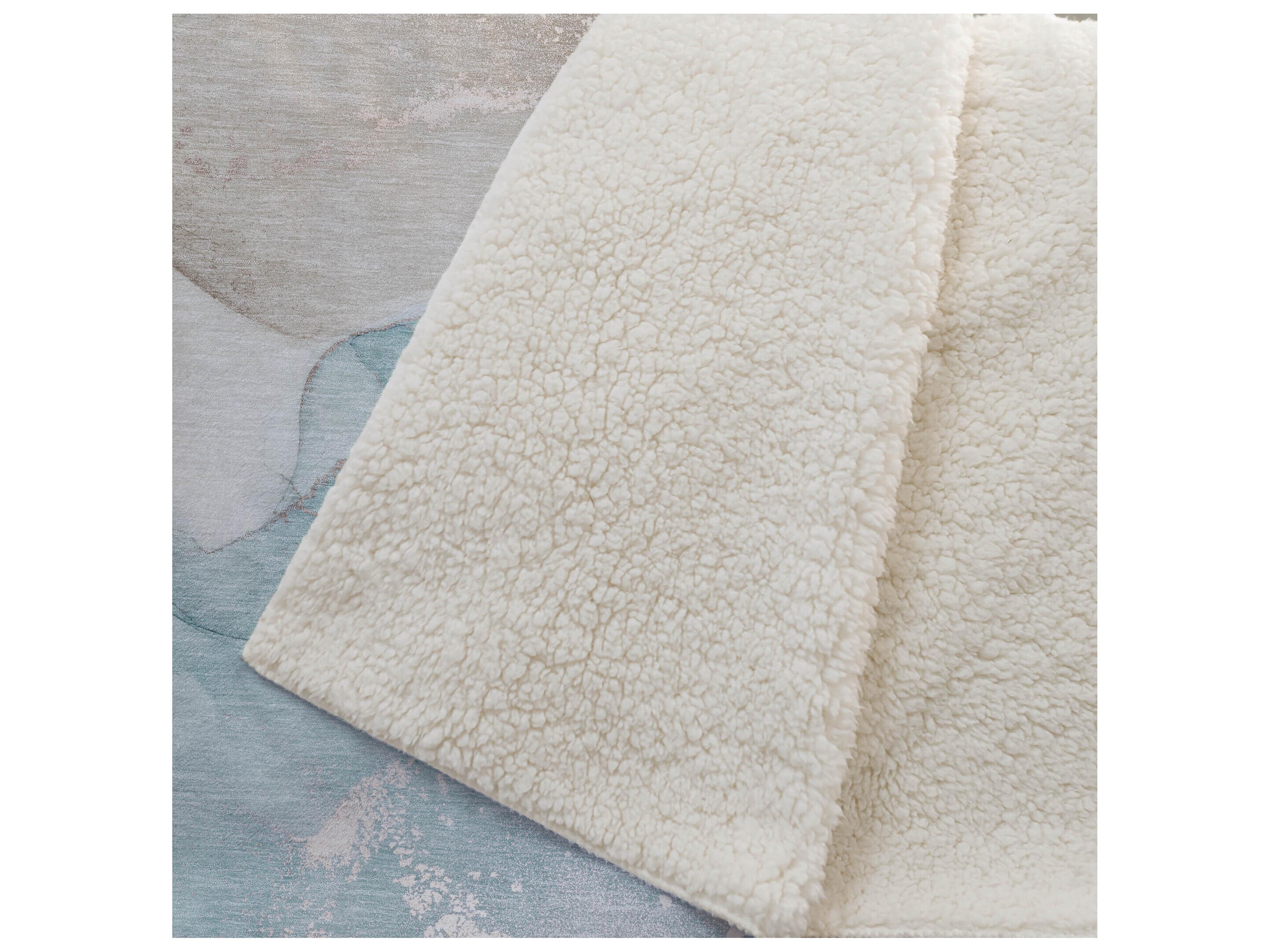 Dalyn Sherpa Teal Polyester Throw