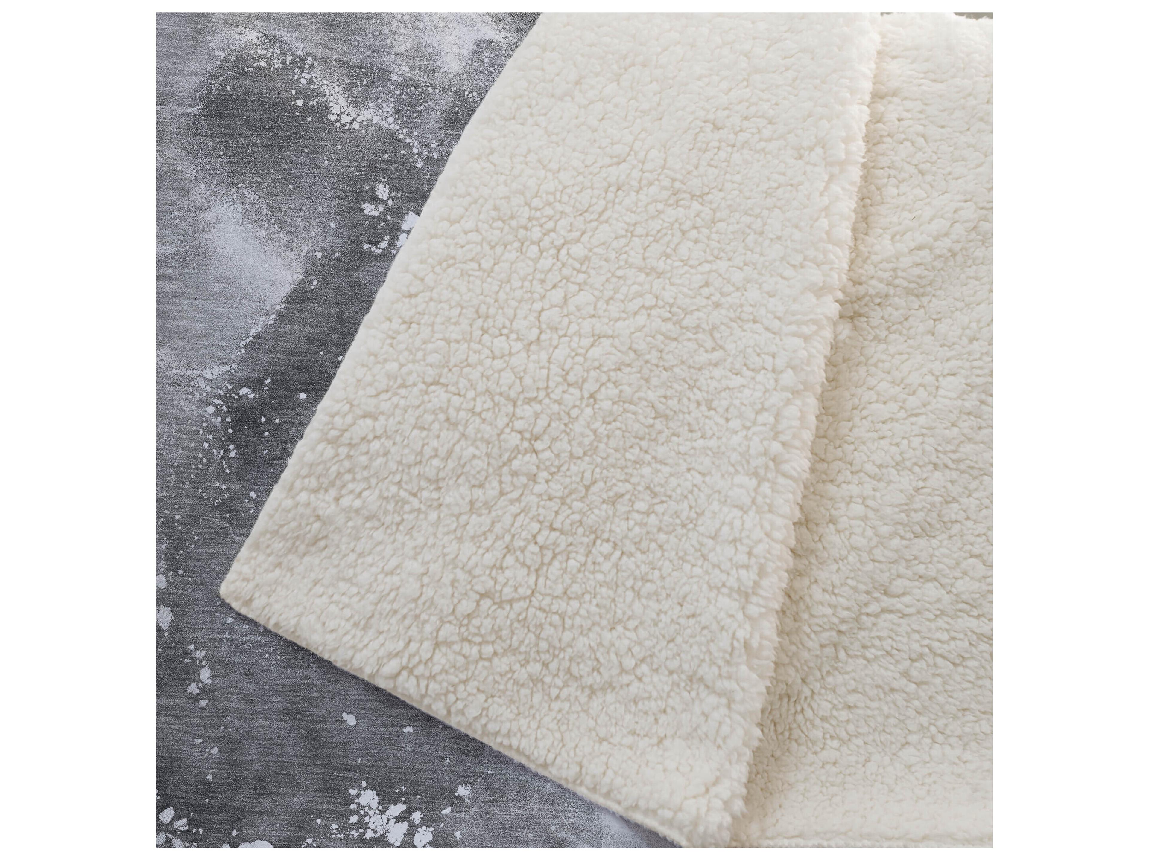 Dalyn Sherpa Gray Polyester Throw