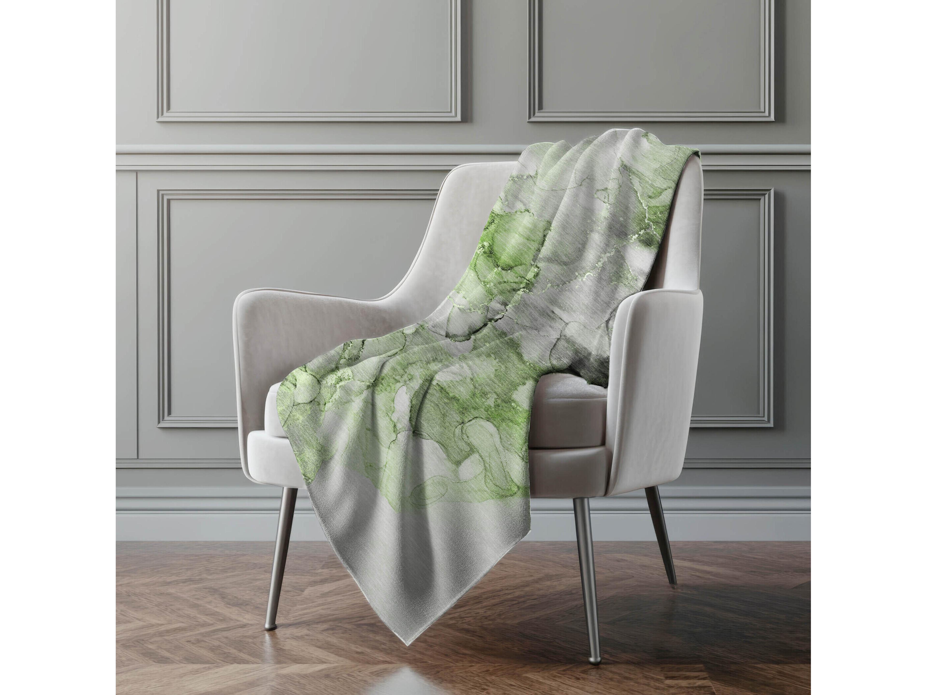 Dalyn Sherpa Green Polyester Throw