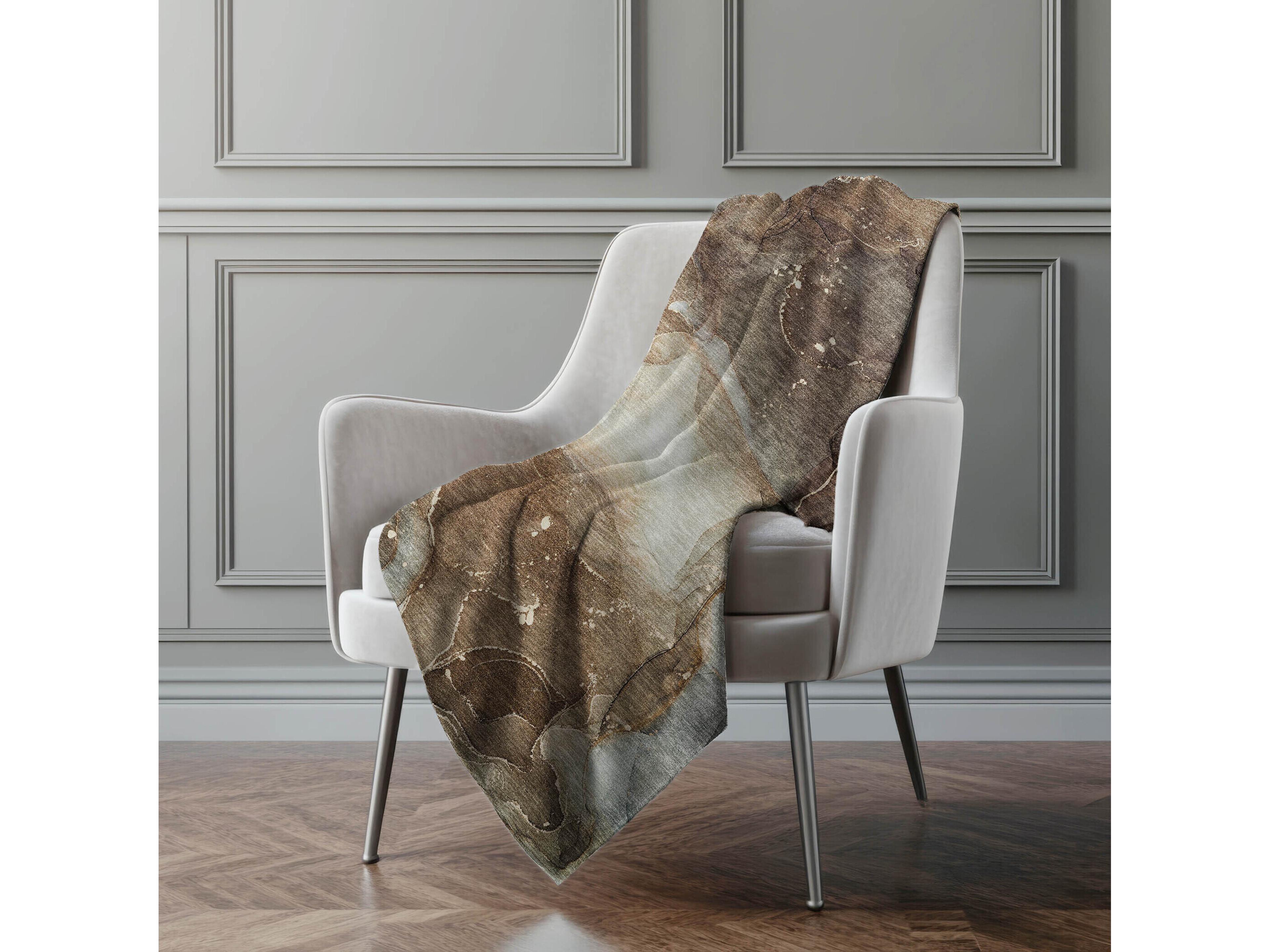 Dalyn Sherpa Brown Polyester Throw