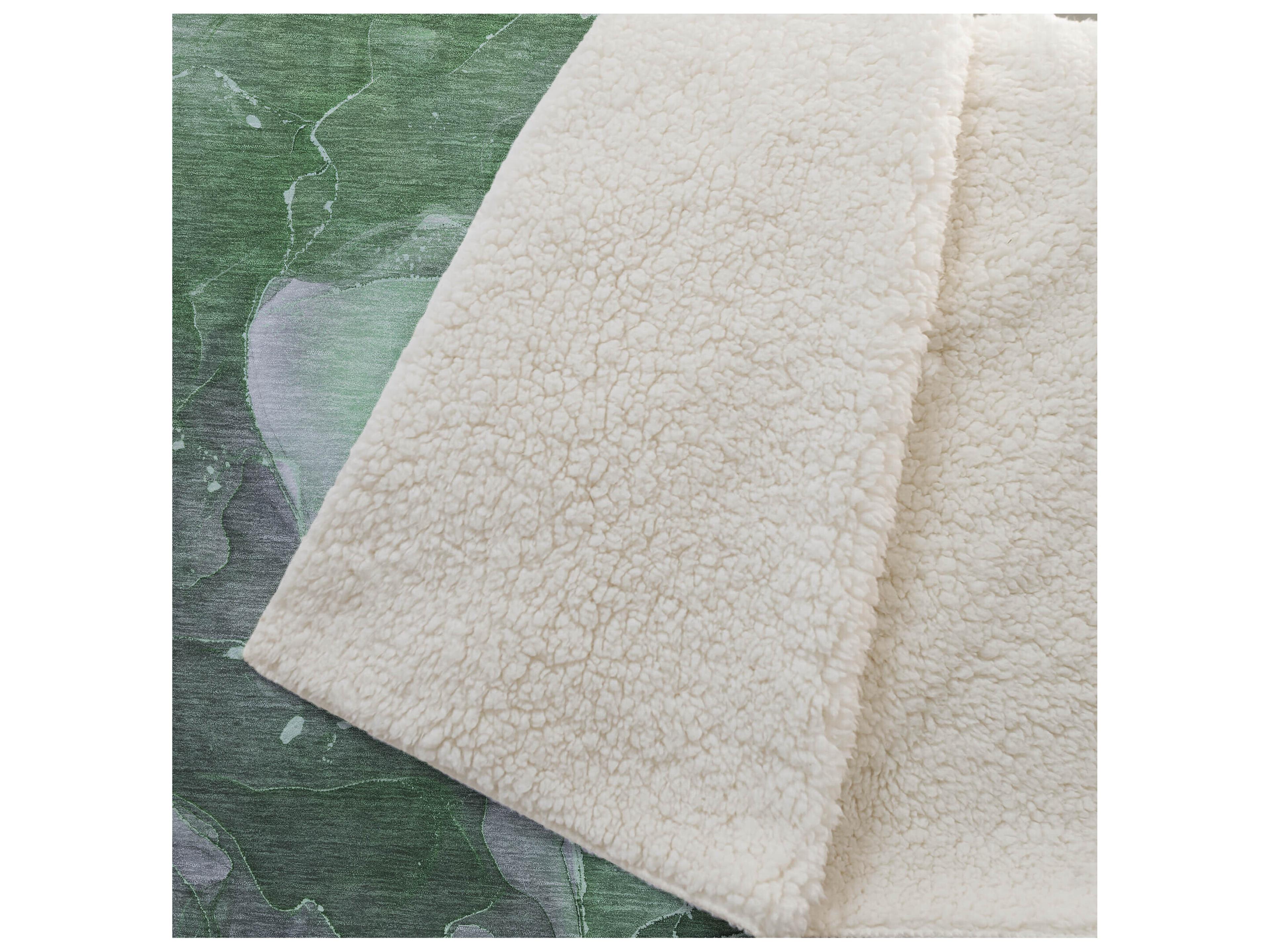 Dalyn Sherpa Green Polyester Throw