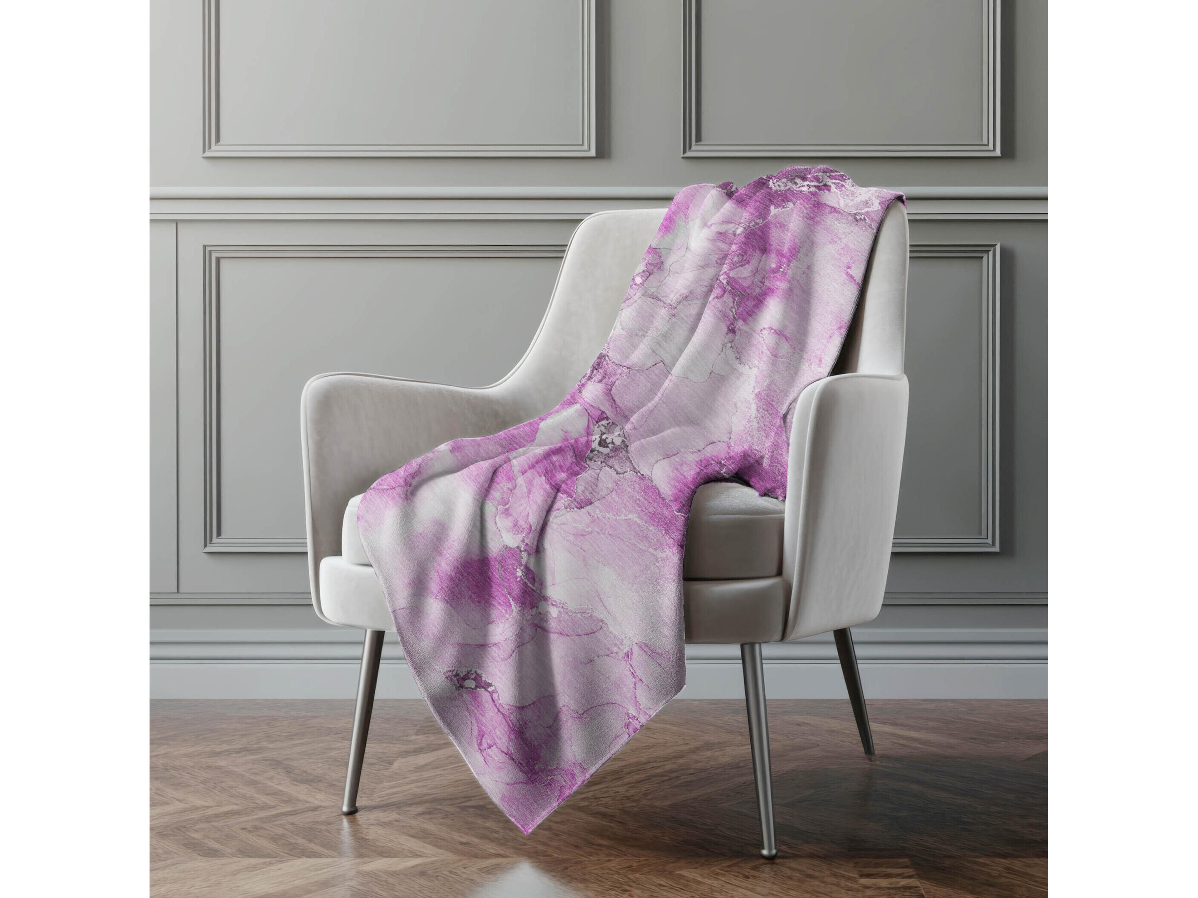 Dalyn Sherpa Pink Polyester Throw