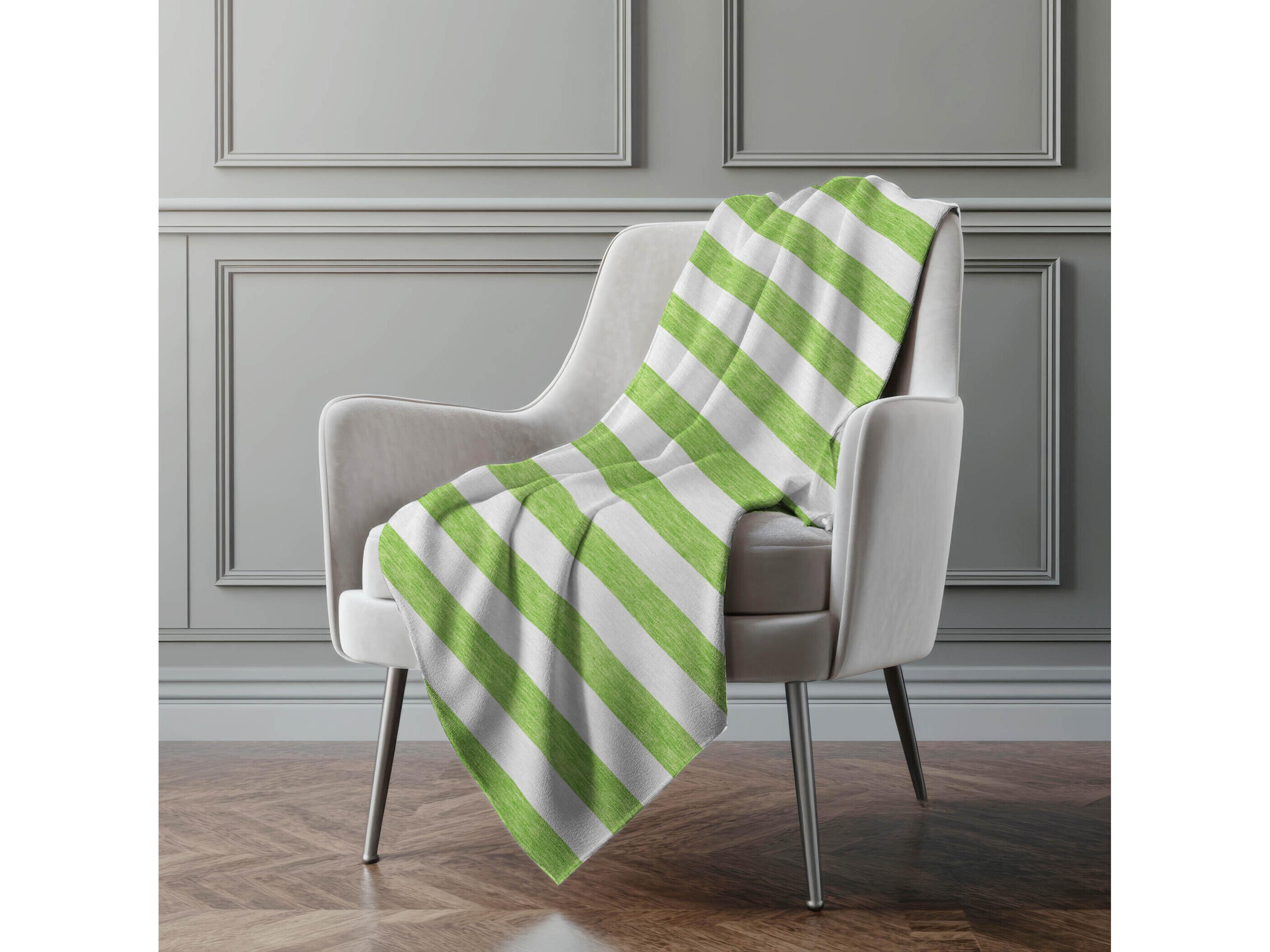 Dalyn Sherpa Green Polyester Throw