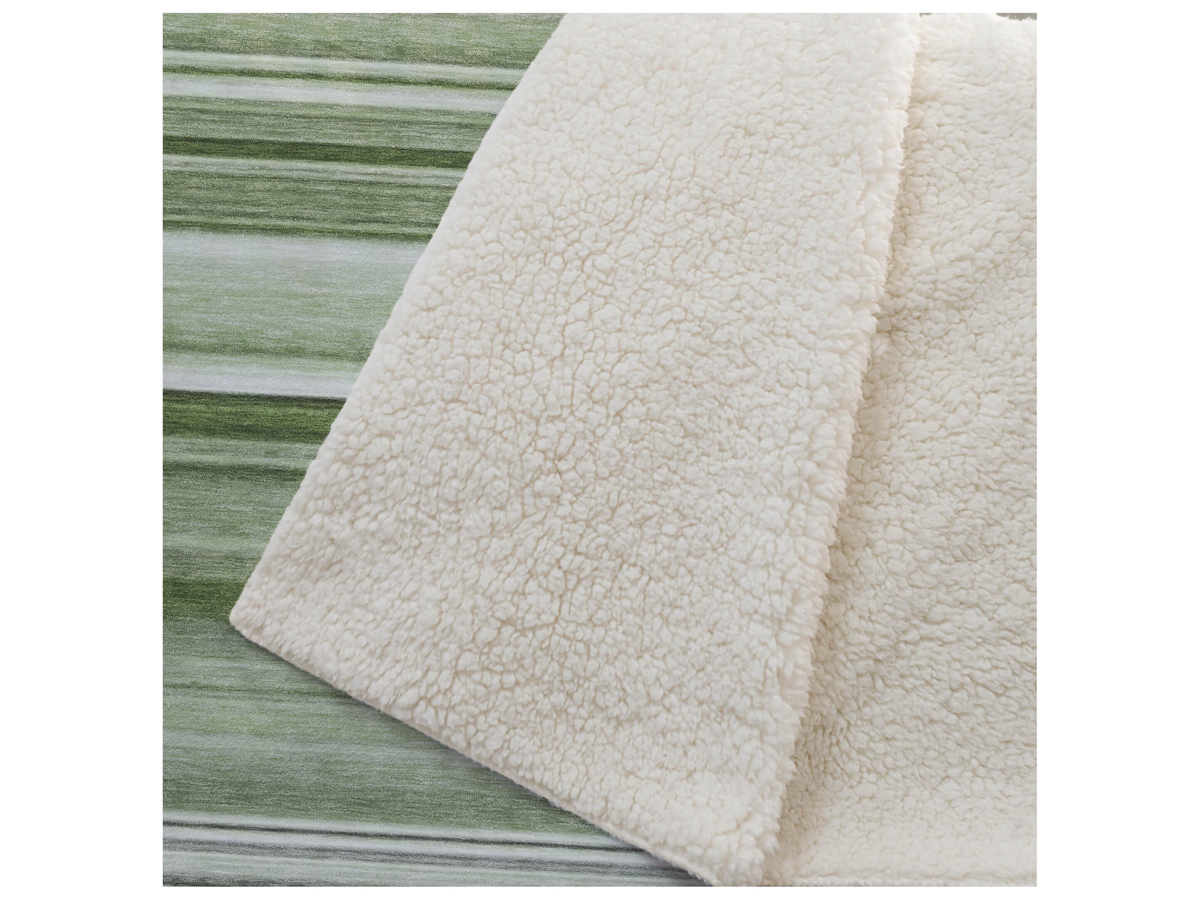 Dalyn Sherpa Green Polyester Throw