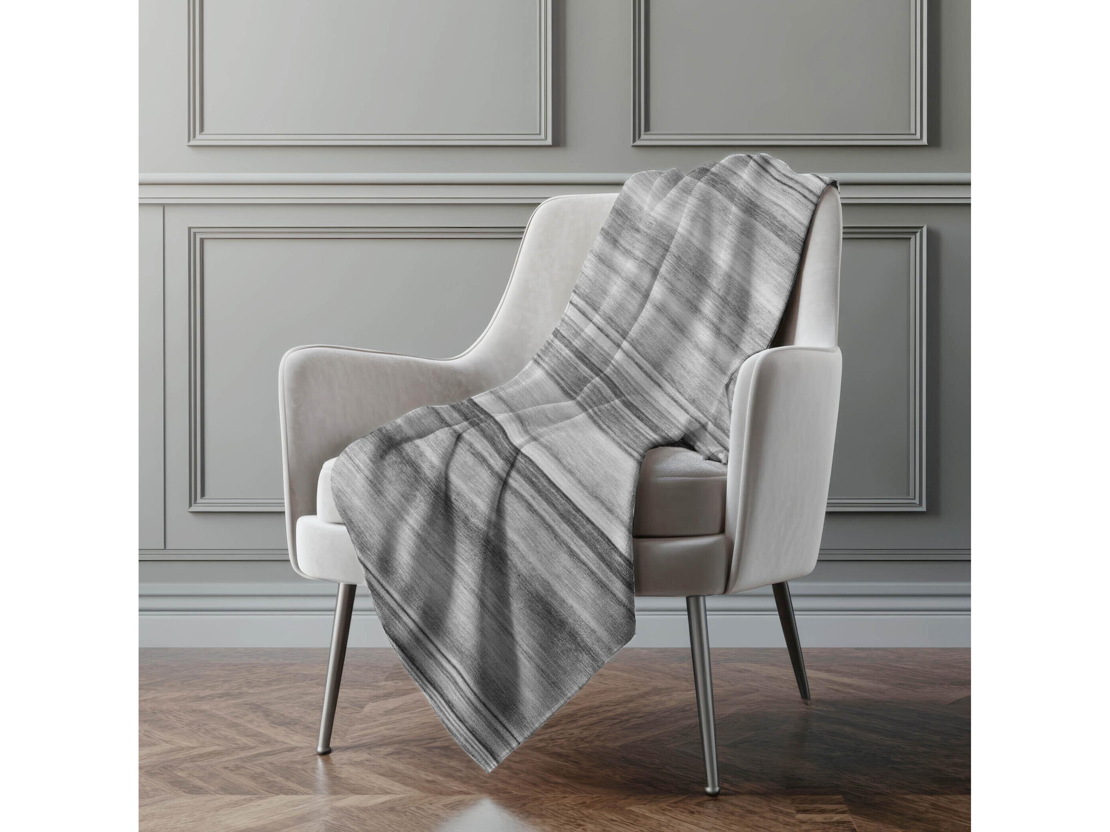 Dalyn Sherpa Gray Polyester Throw