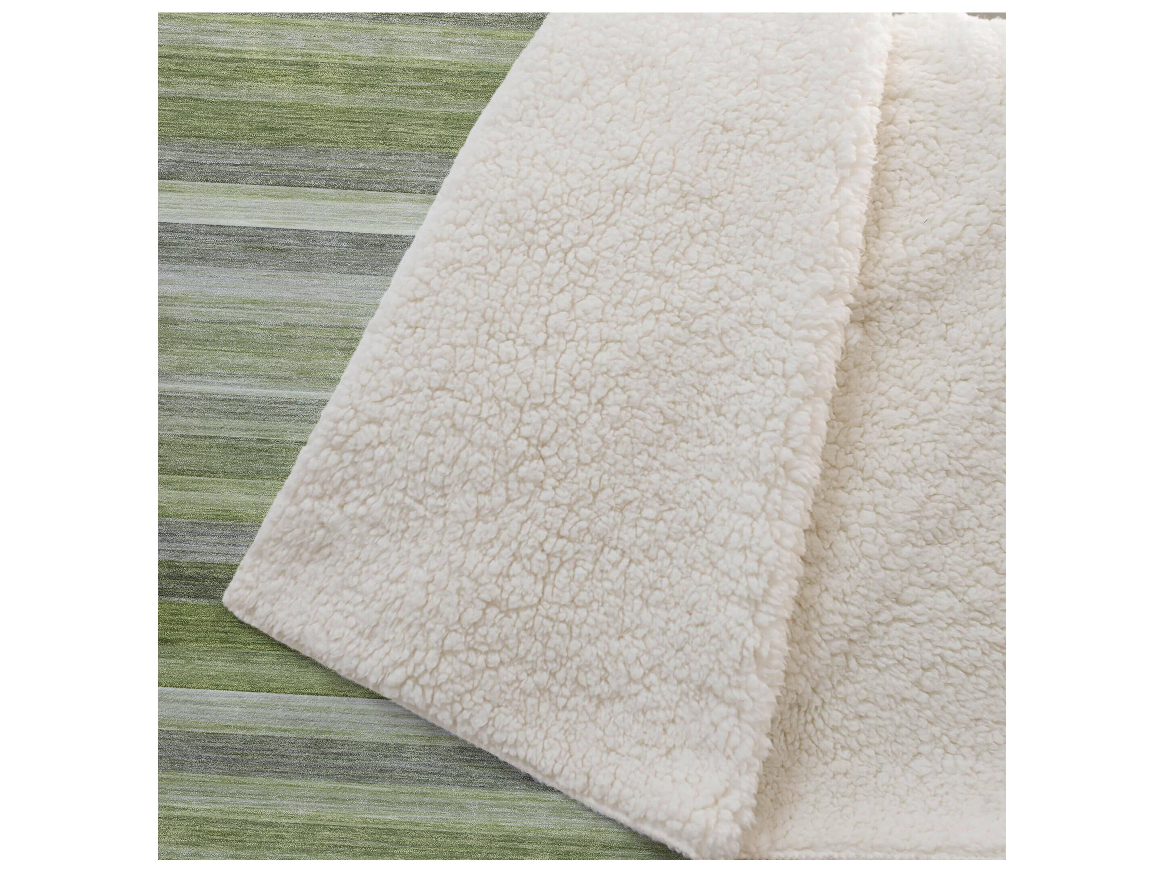 Dalyn Sherpa Green Polyester Throw