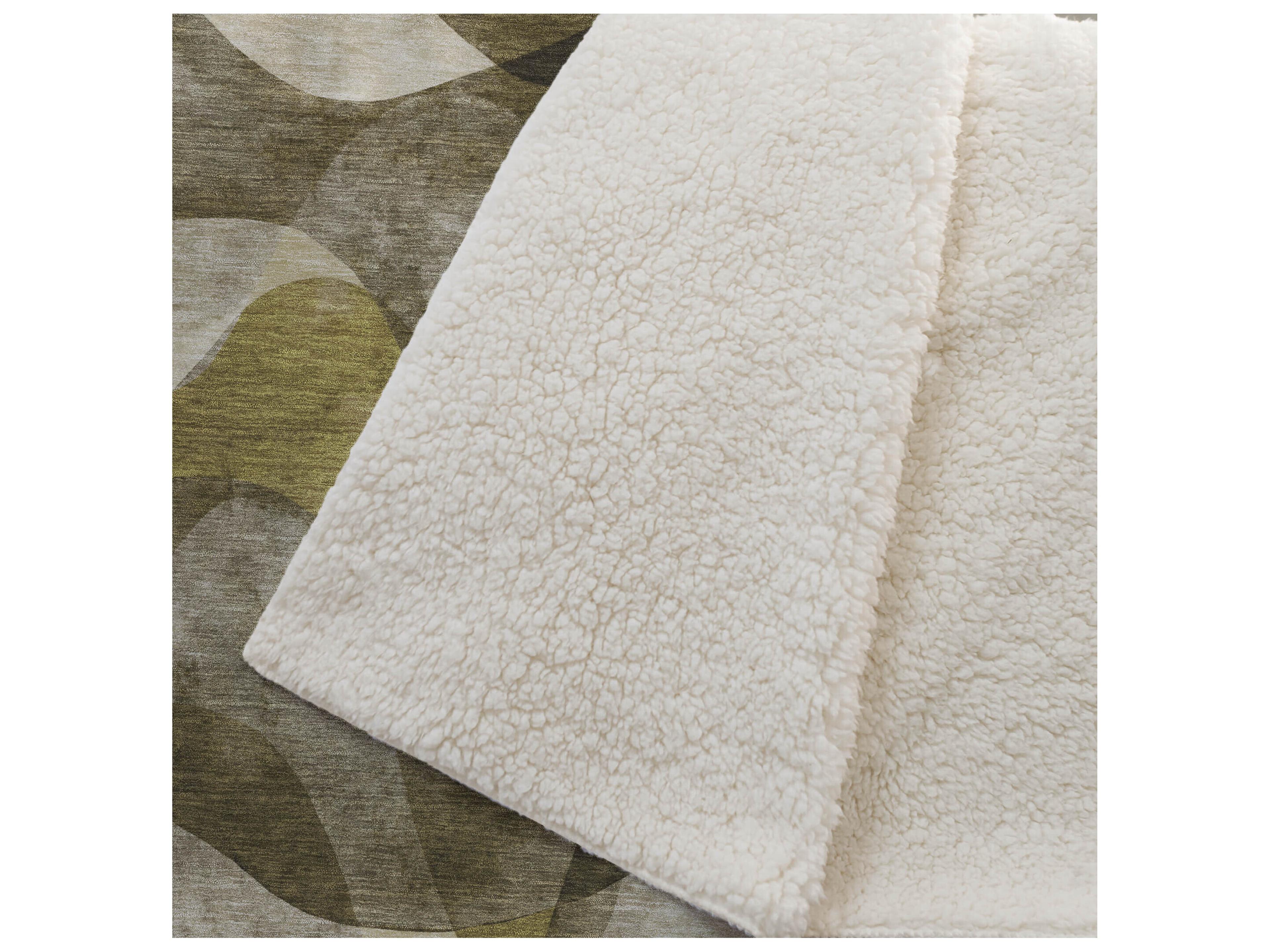 Dalyn Sherpa Brown Polyester Throw