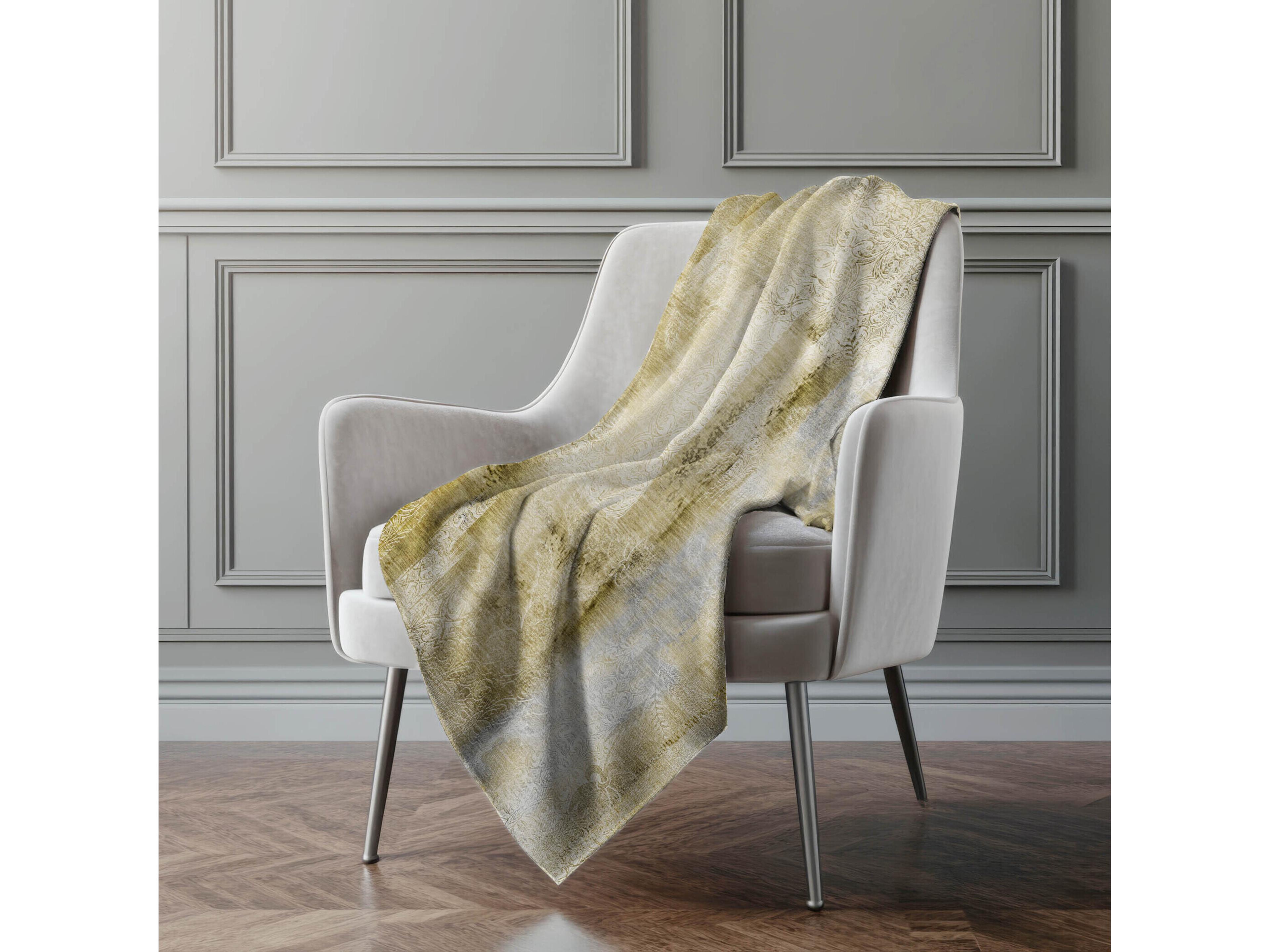 Dalyn Sherpa Brown Polyester Throw