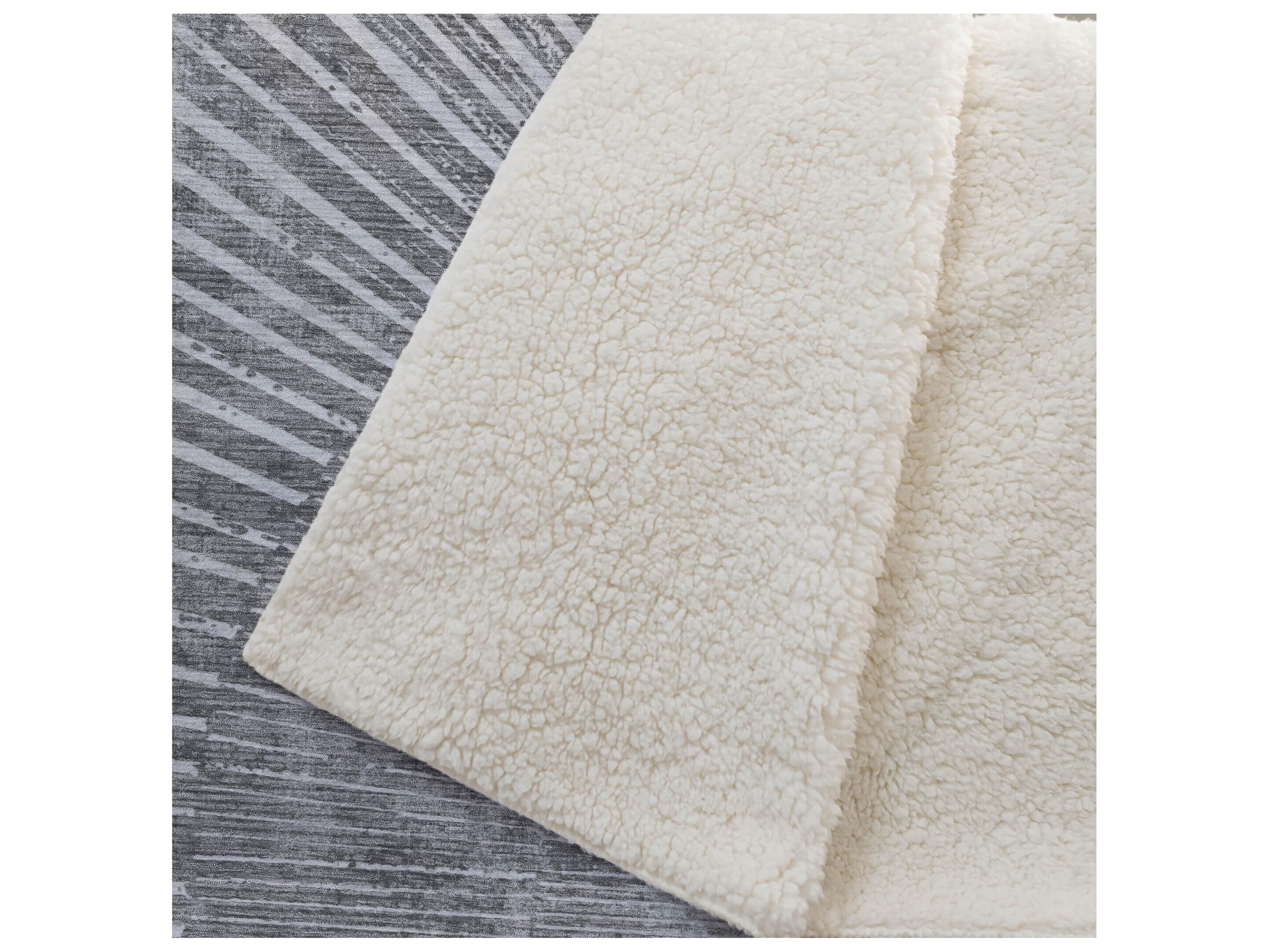 Dalyn Sherpa Gray Polyester Throw