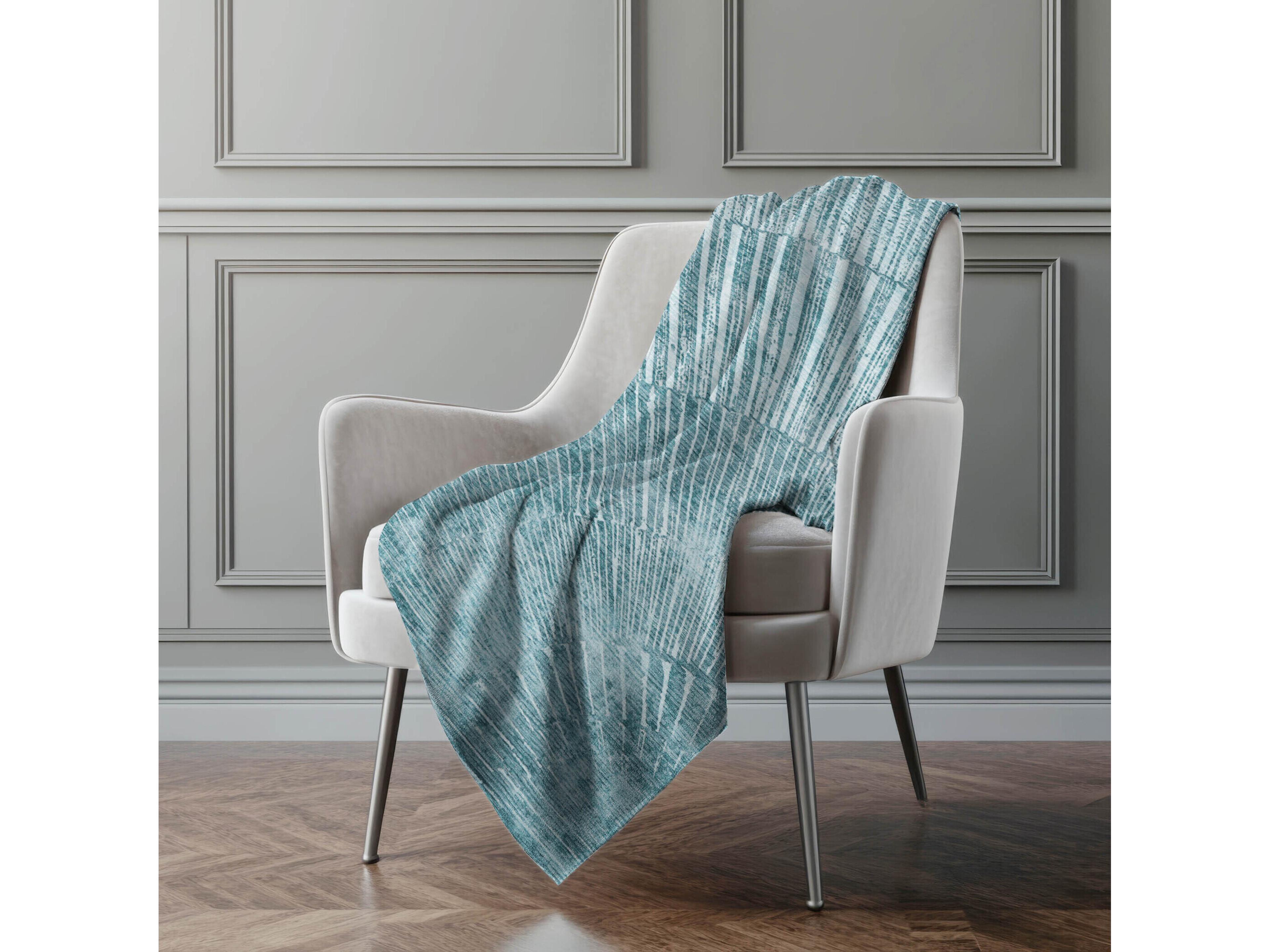 Dalyn Sherpa Teal Polyester Throw