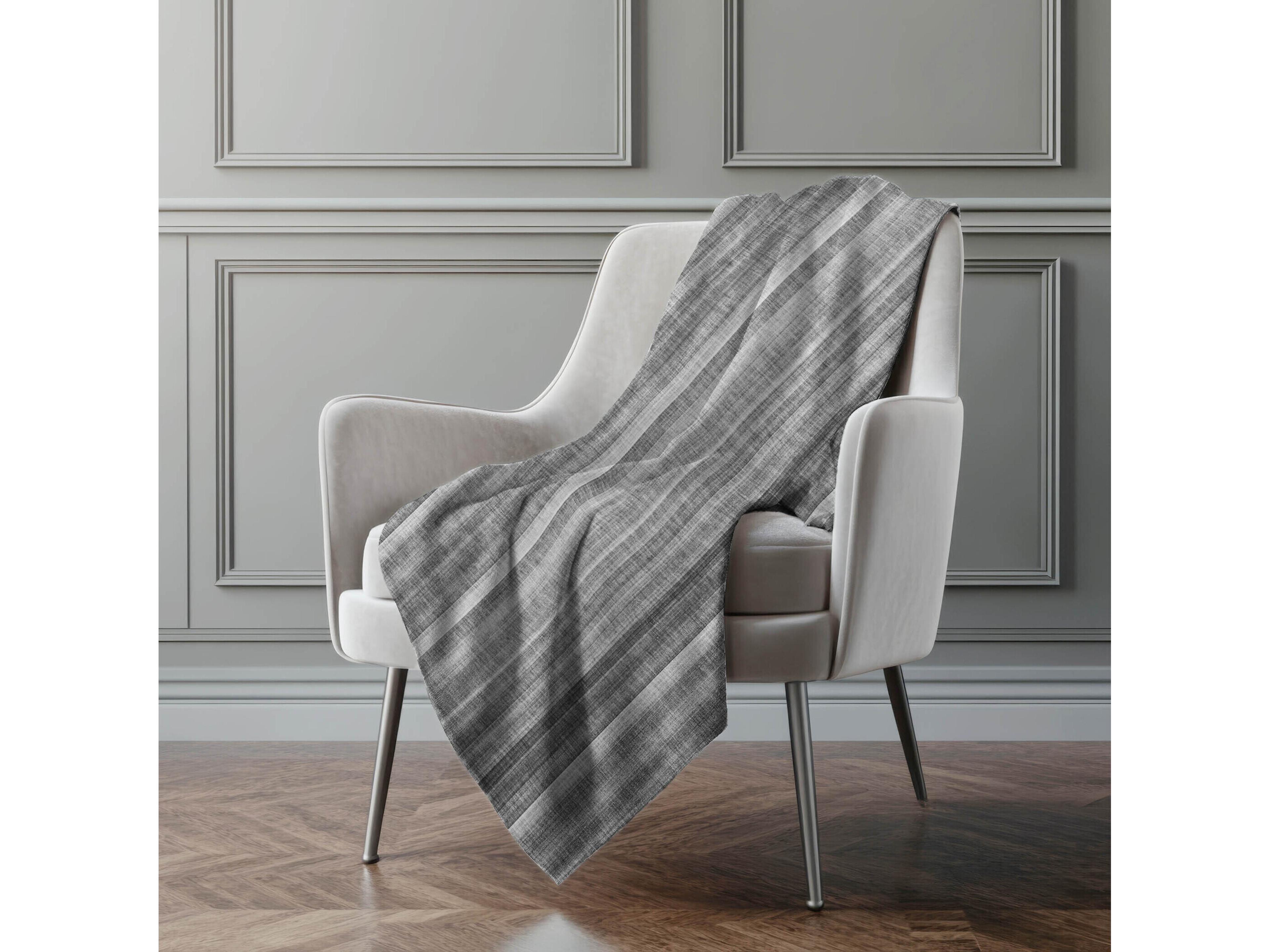 Dalyn Sherpa Gray Polyester Throw