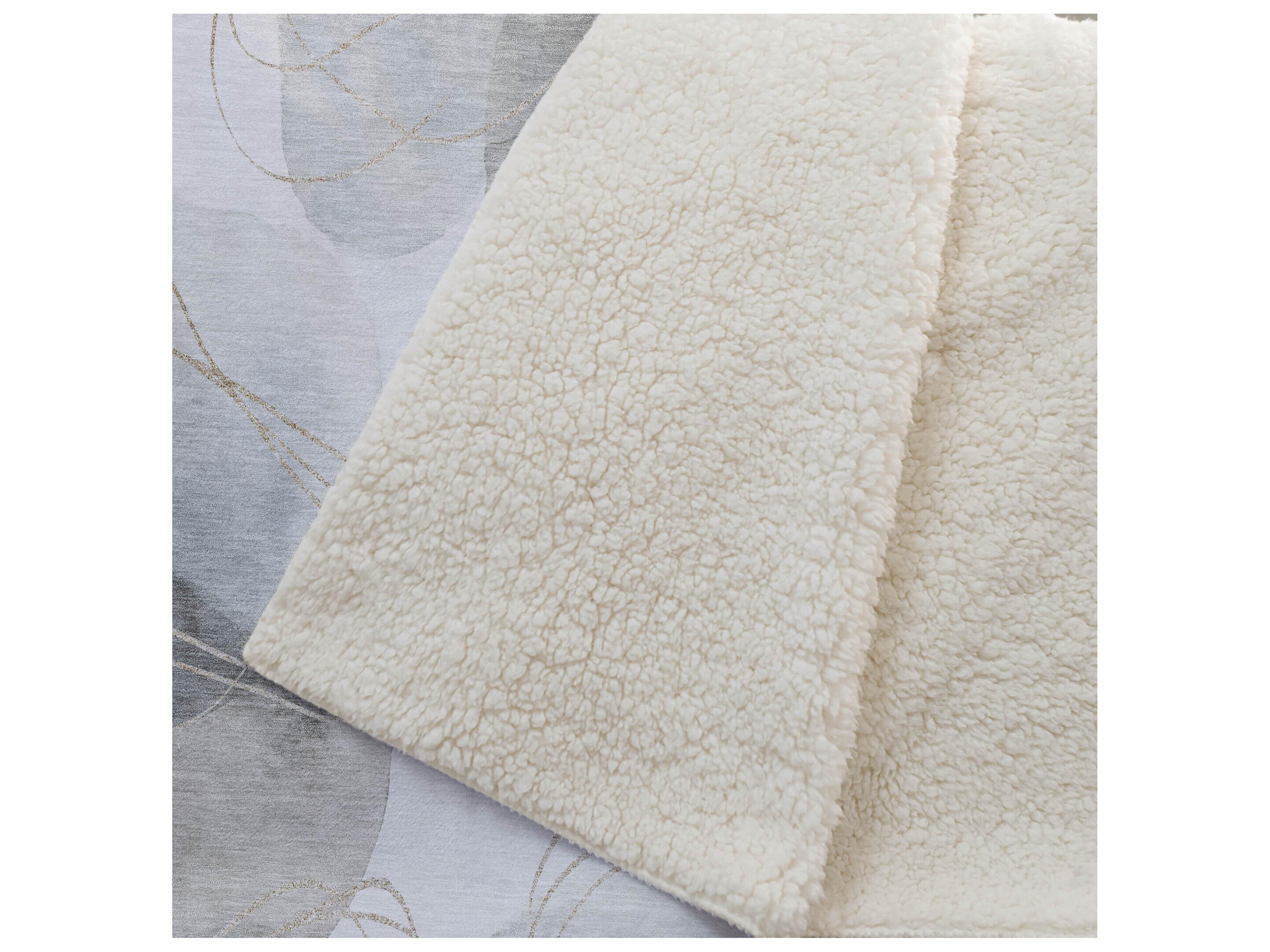 Dalyn Sherpa Ivory Polyester Throw