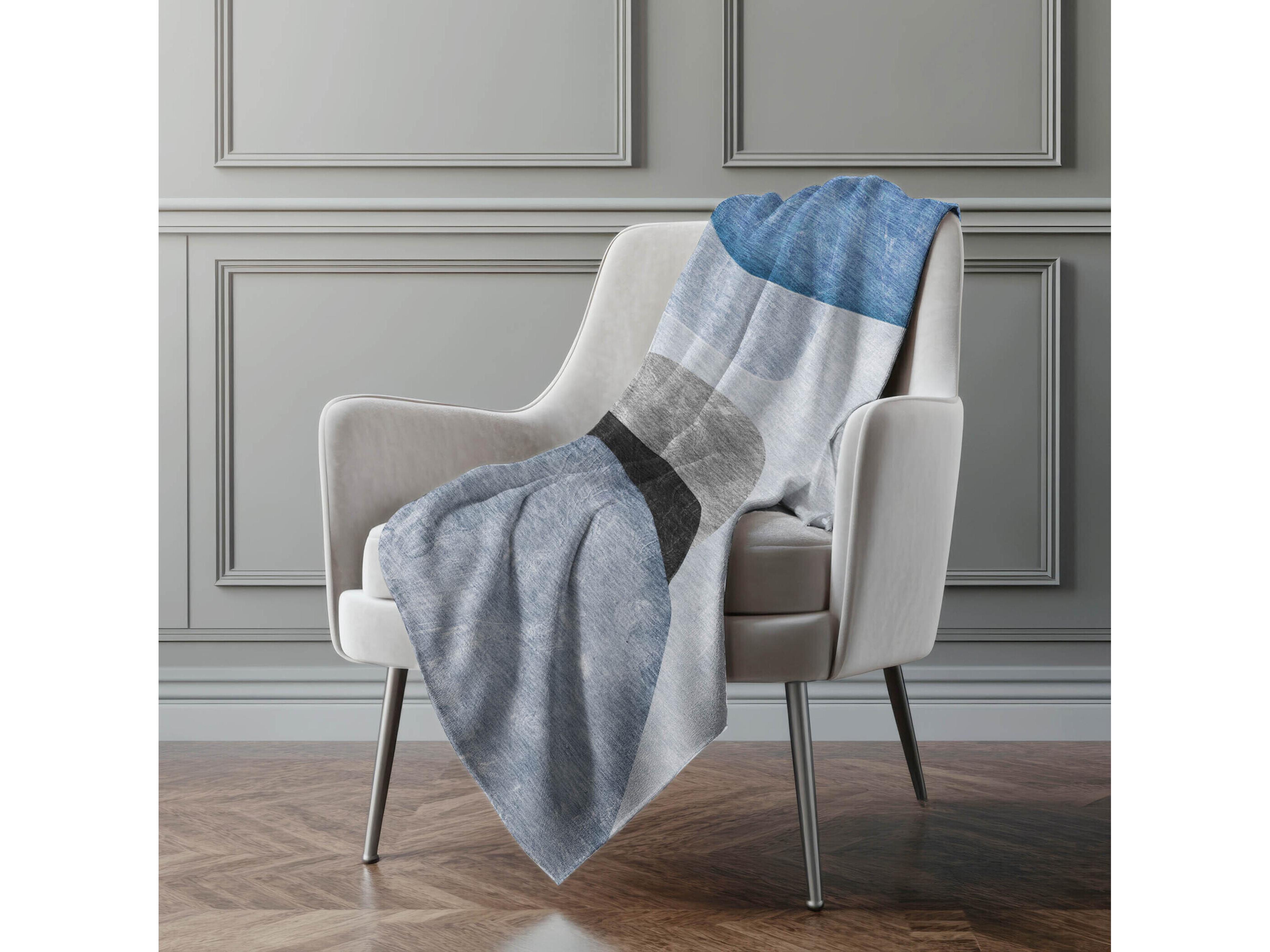 Dalyn Sherpa Blue Polyester Throw