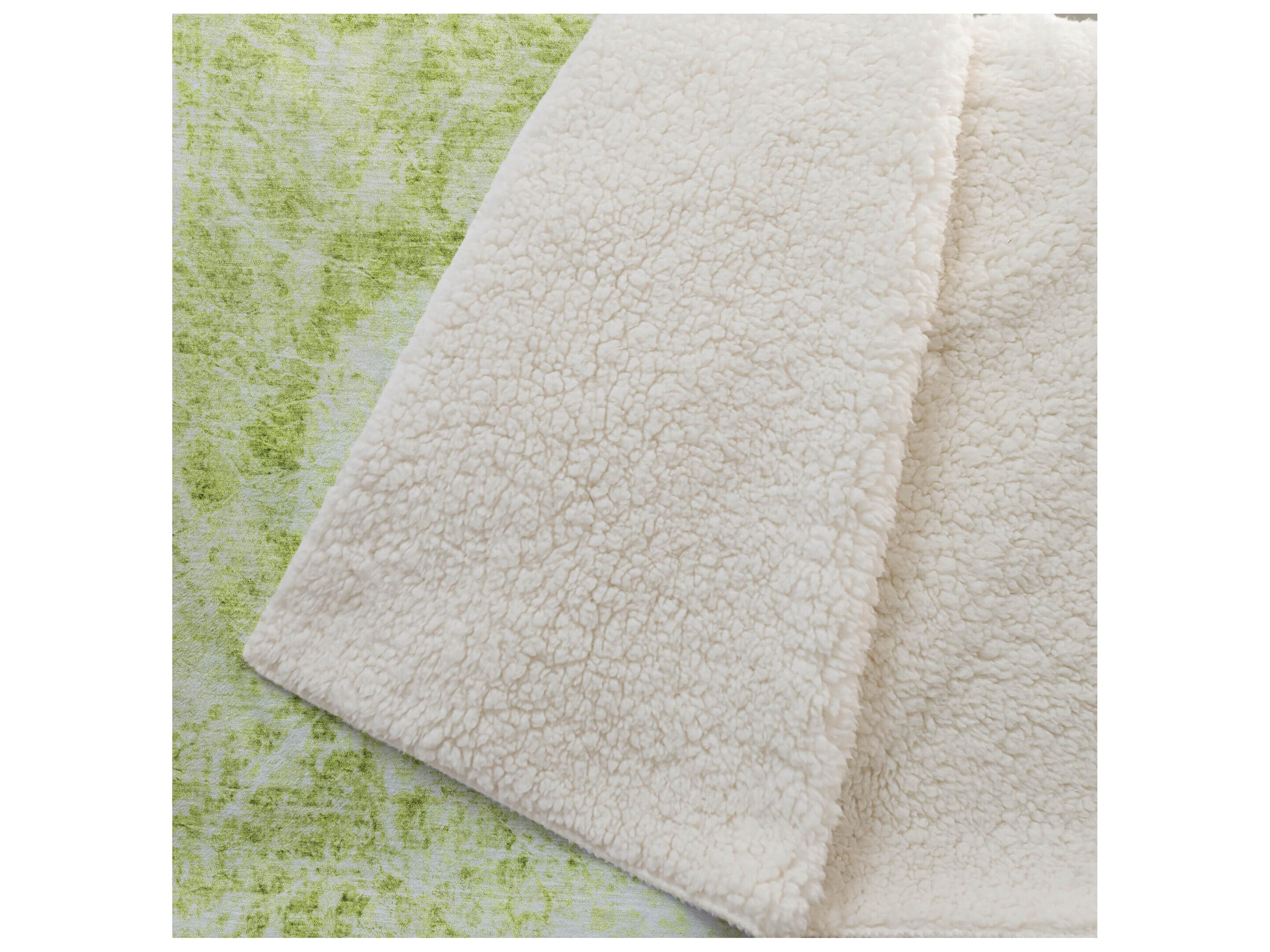 Dalyn Sherpa Green Polyester Throw