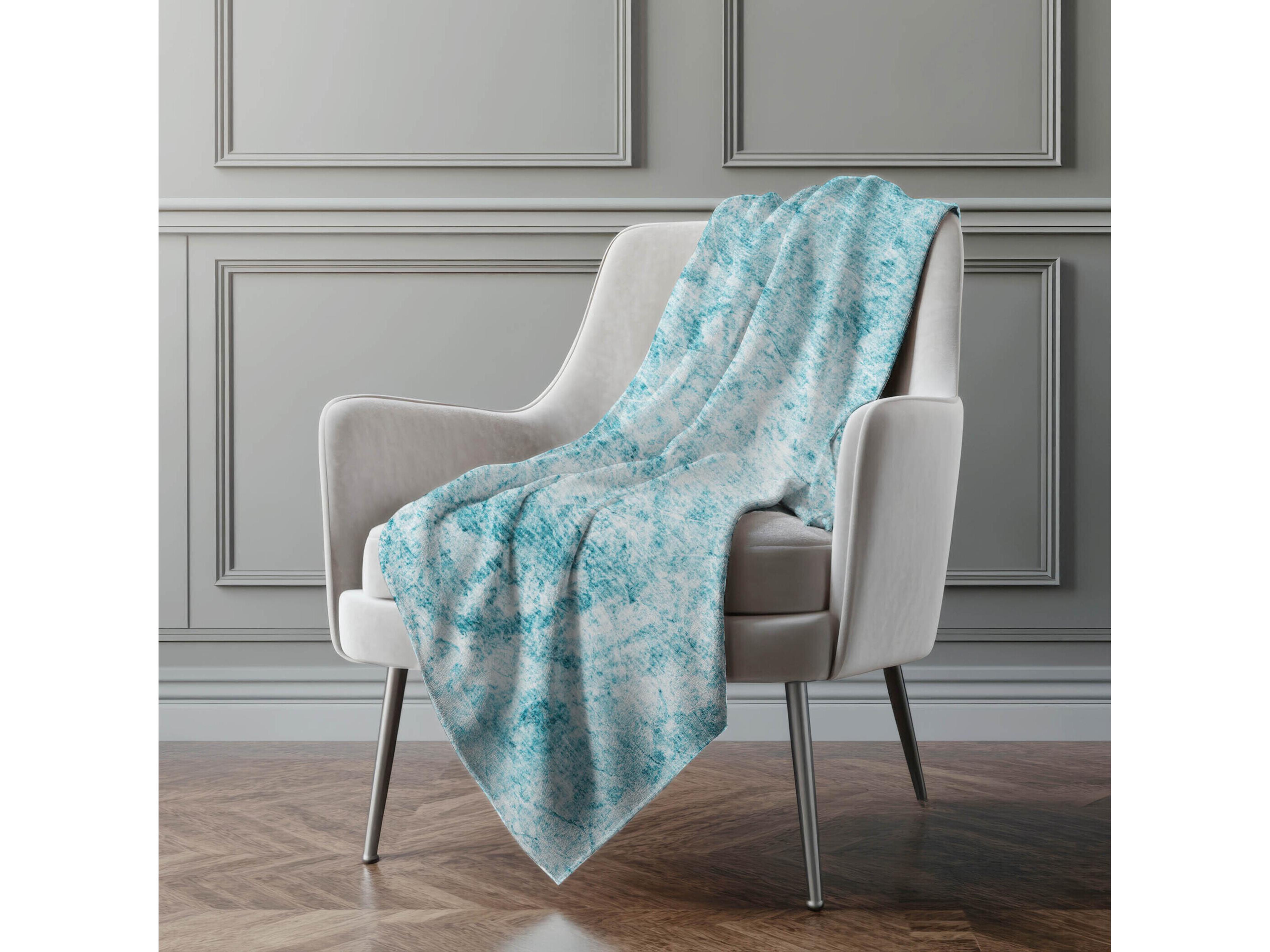 Dalyn Sherpa Teal Polyester Throw