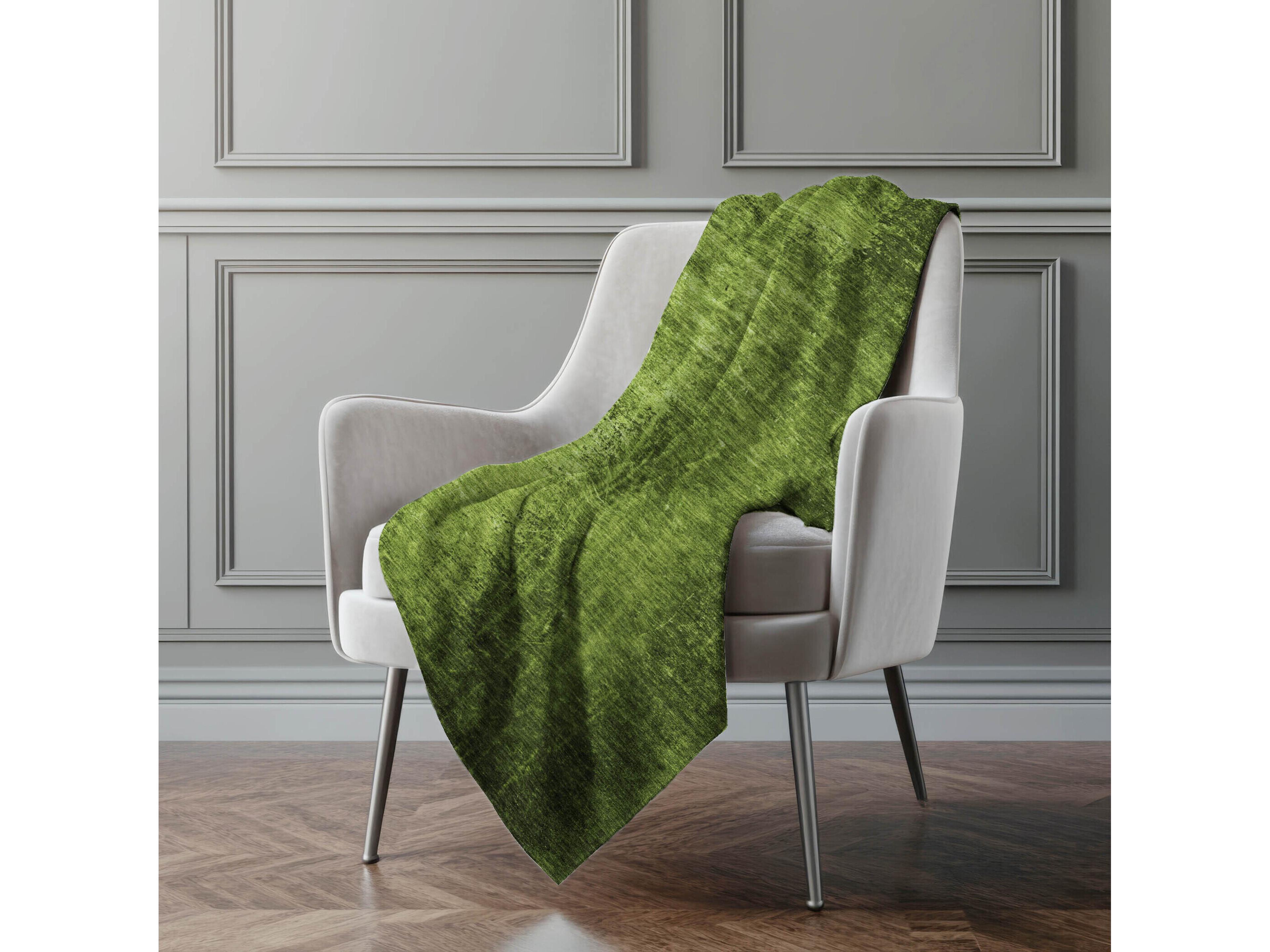 Dalyn Sherpa Green Polyester Throw