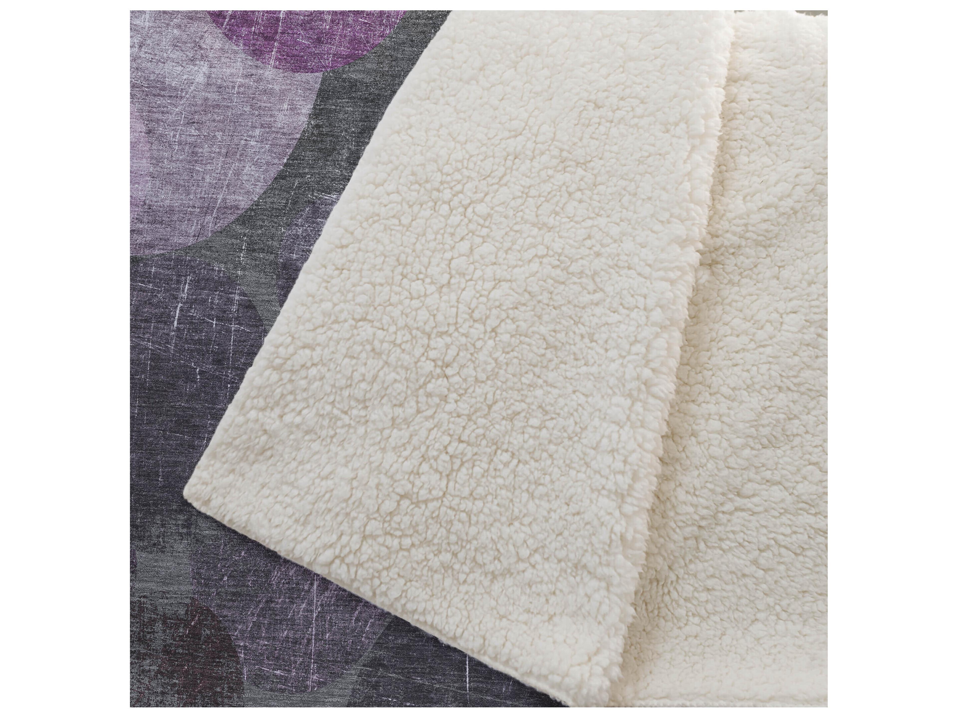 Dalyn Sherpa Red Polyester Throw