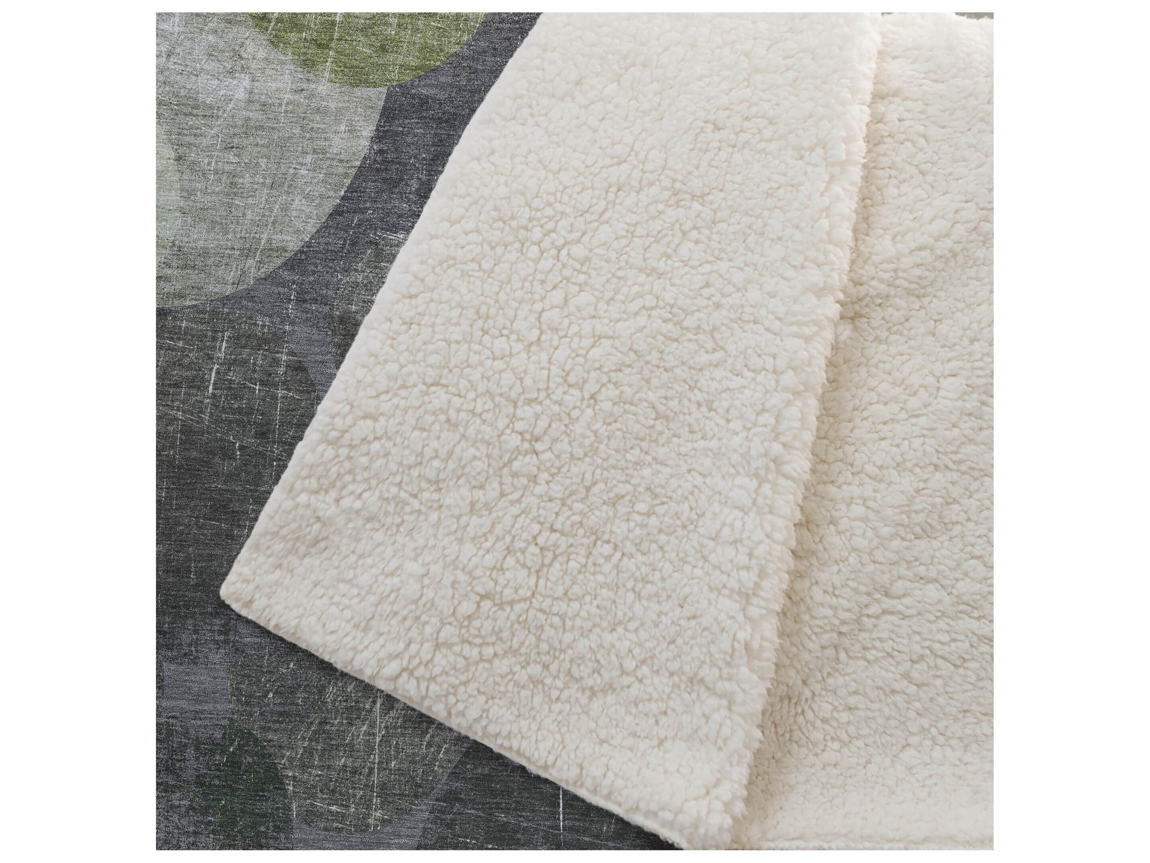 Dalyn Sherpa Green Polyester Throw