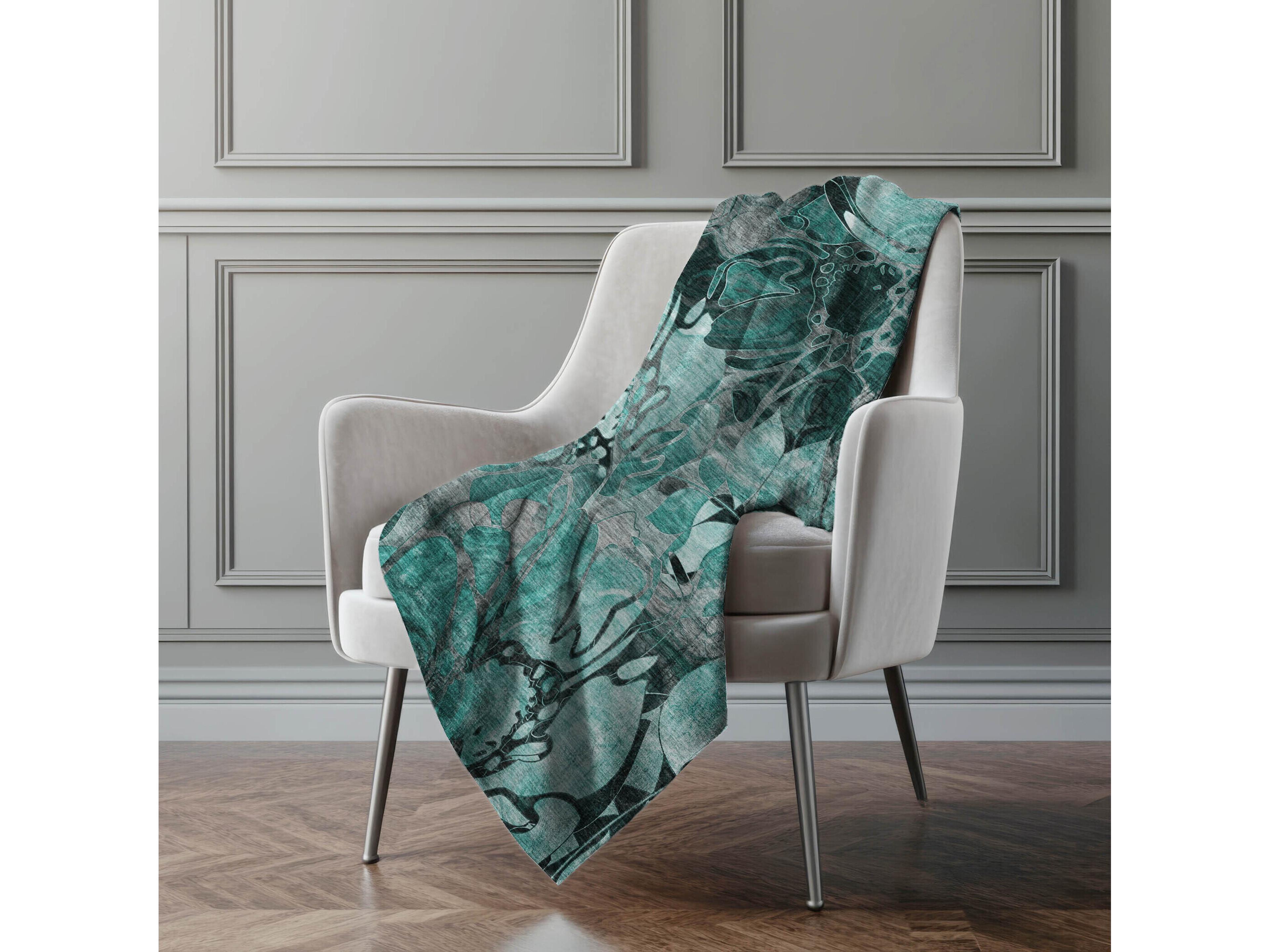 Dalyn Sherpa Teal Polyester Throw