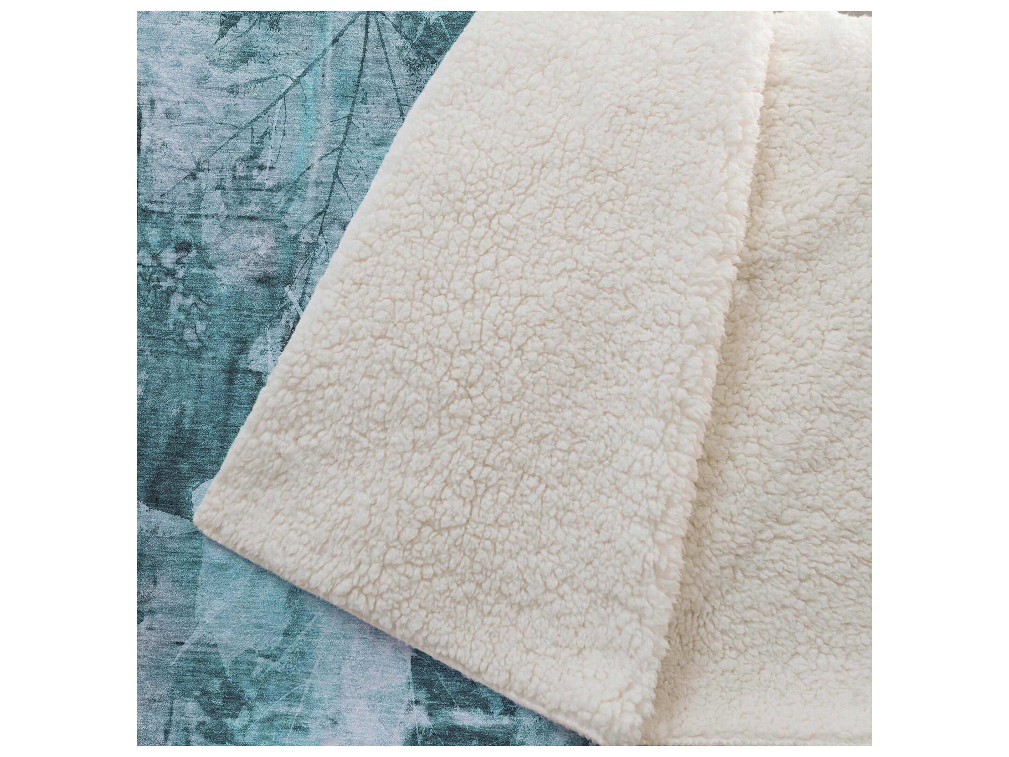 Dalyn Sherpa Teal Polyester Throw