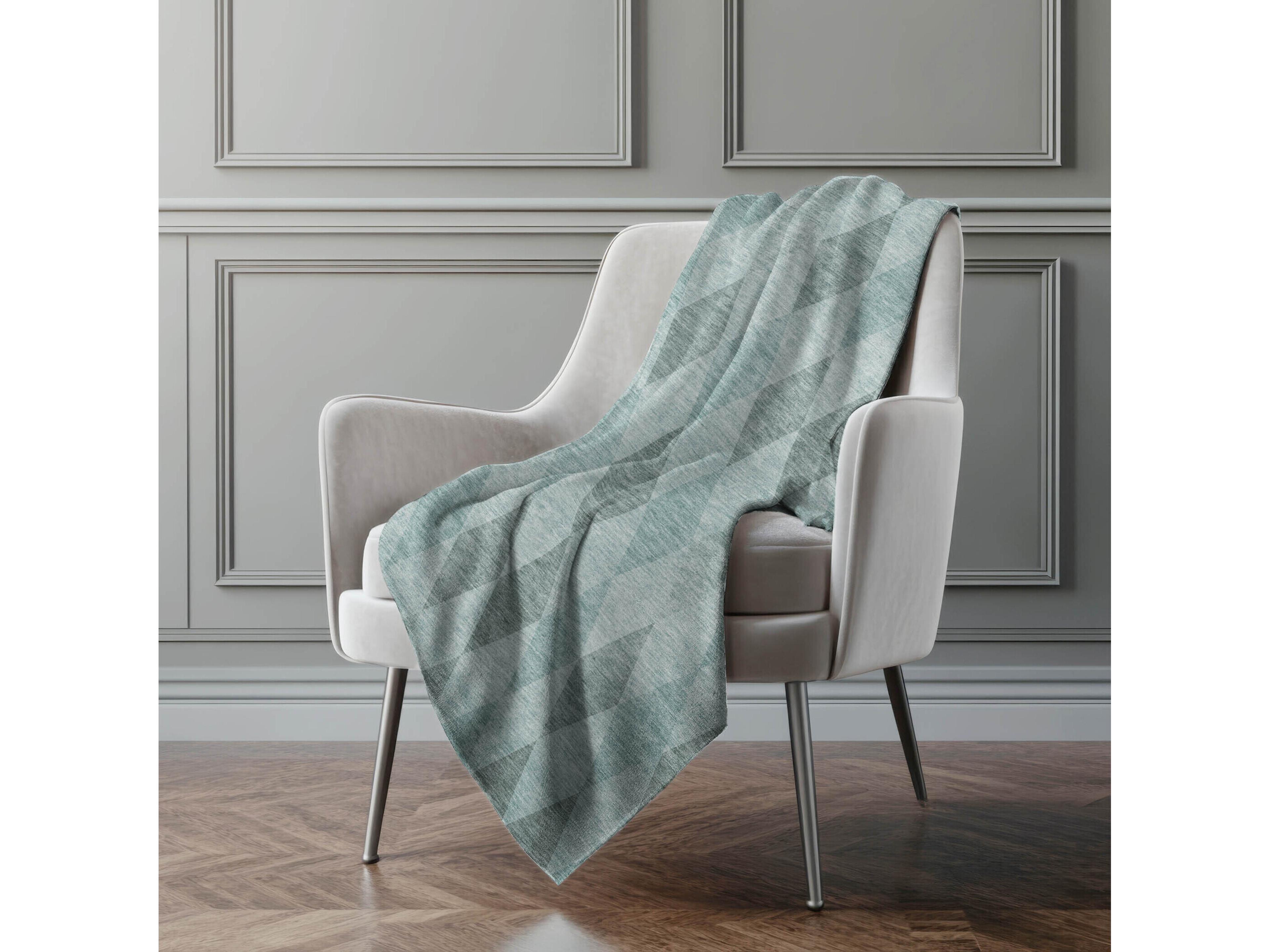 Dalyn Sherpa Teal Polyester Throw