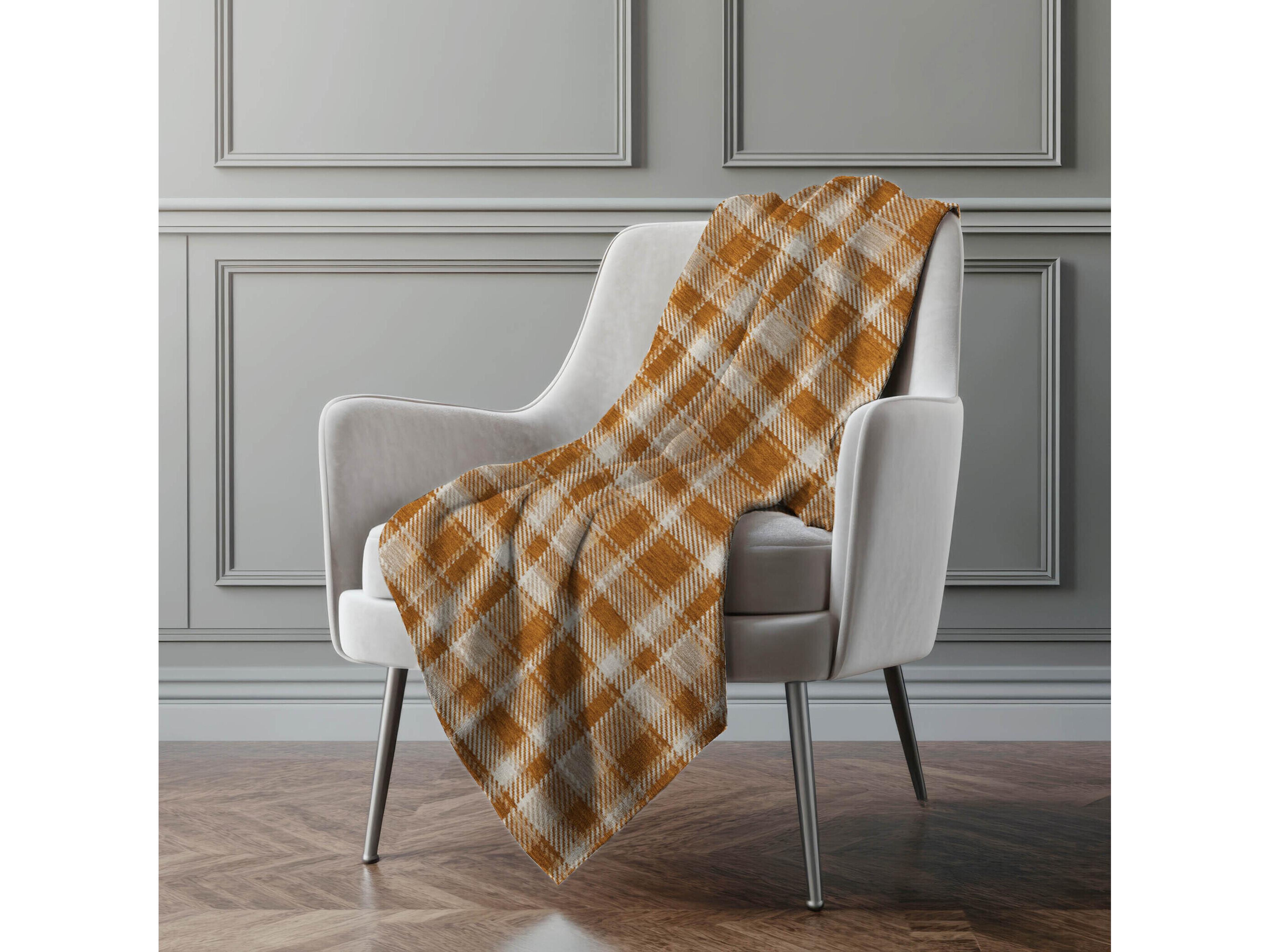 Dalyn Sherpa Orange Polyester Throw