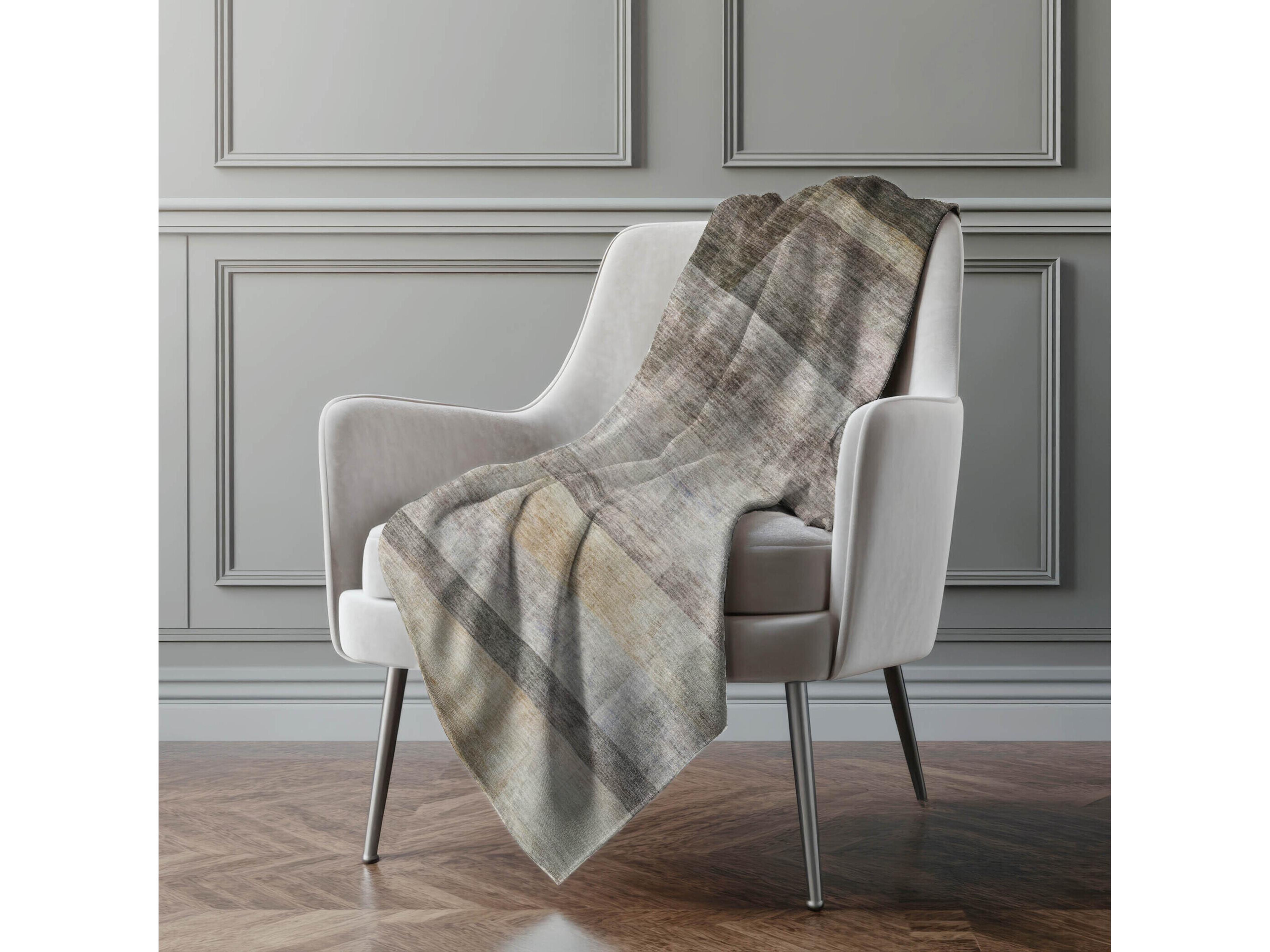 Dalyn Sherpa Brown Polyester Throw