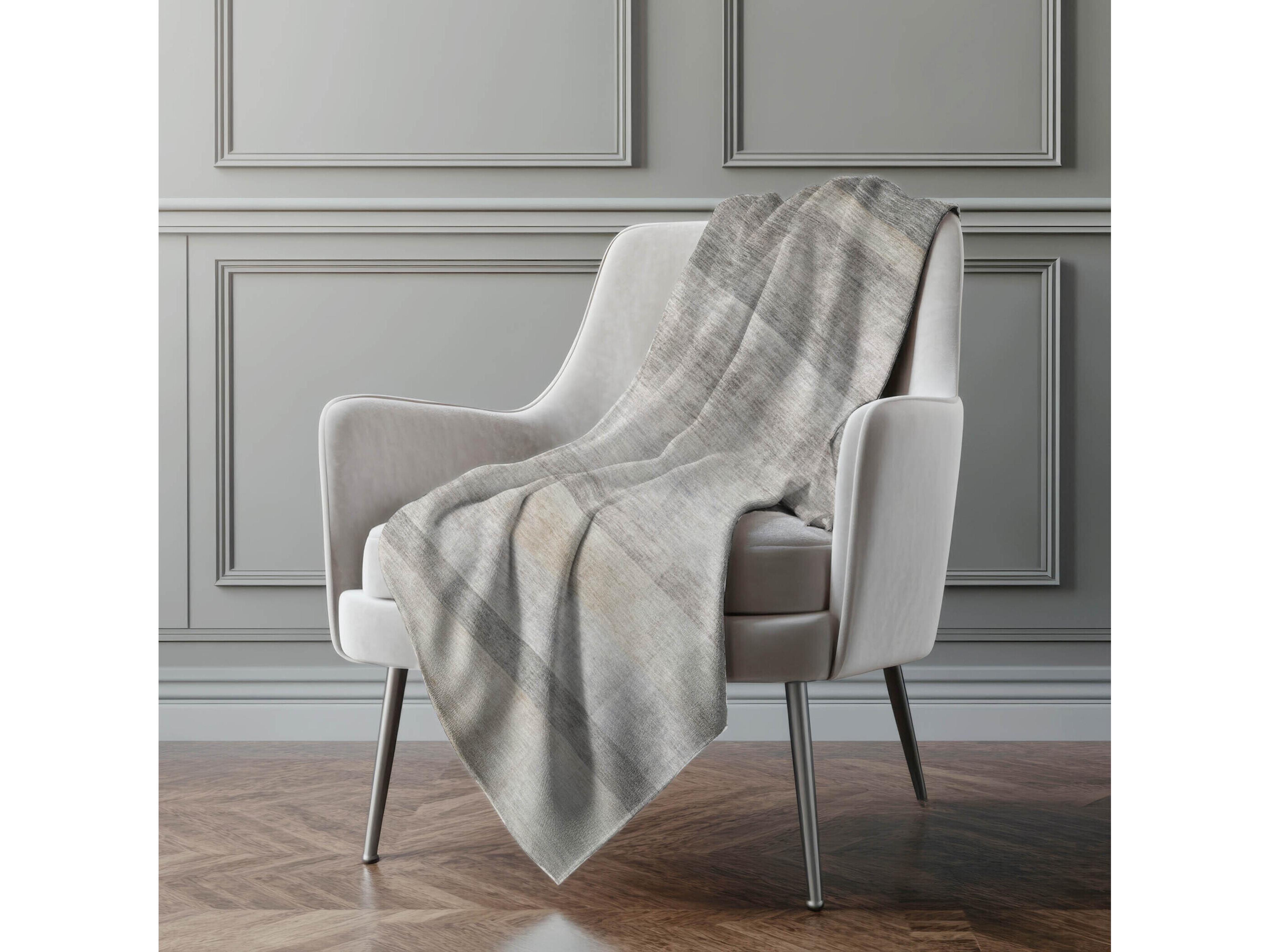 Dalyn Sherpa Brown Polyester Throw
