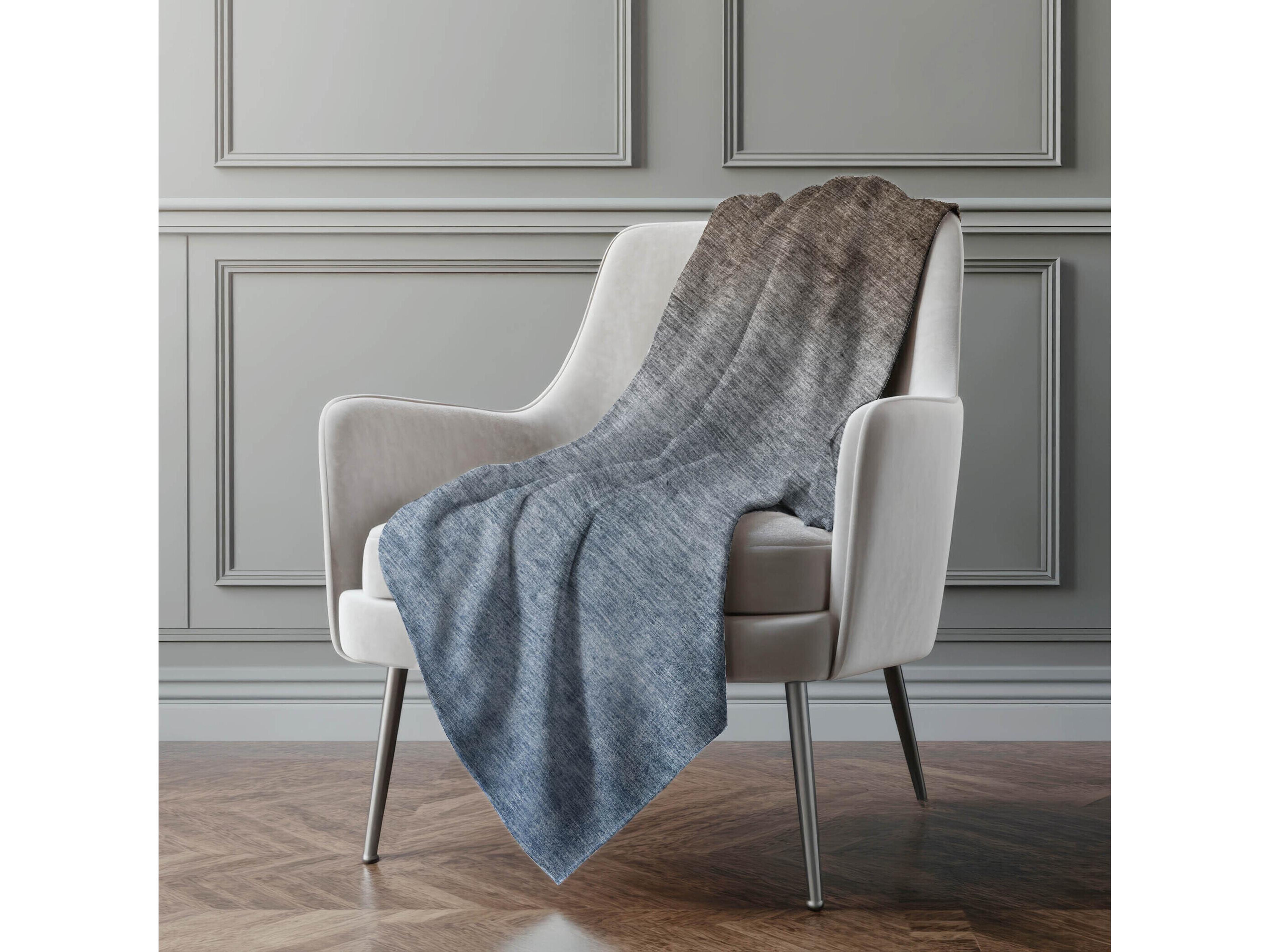 Dalyn Sherpa Brown Polyester Throw