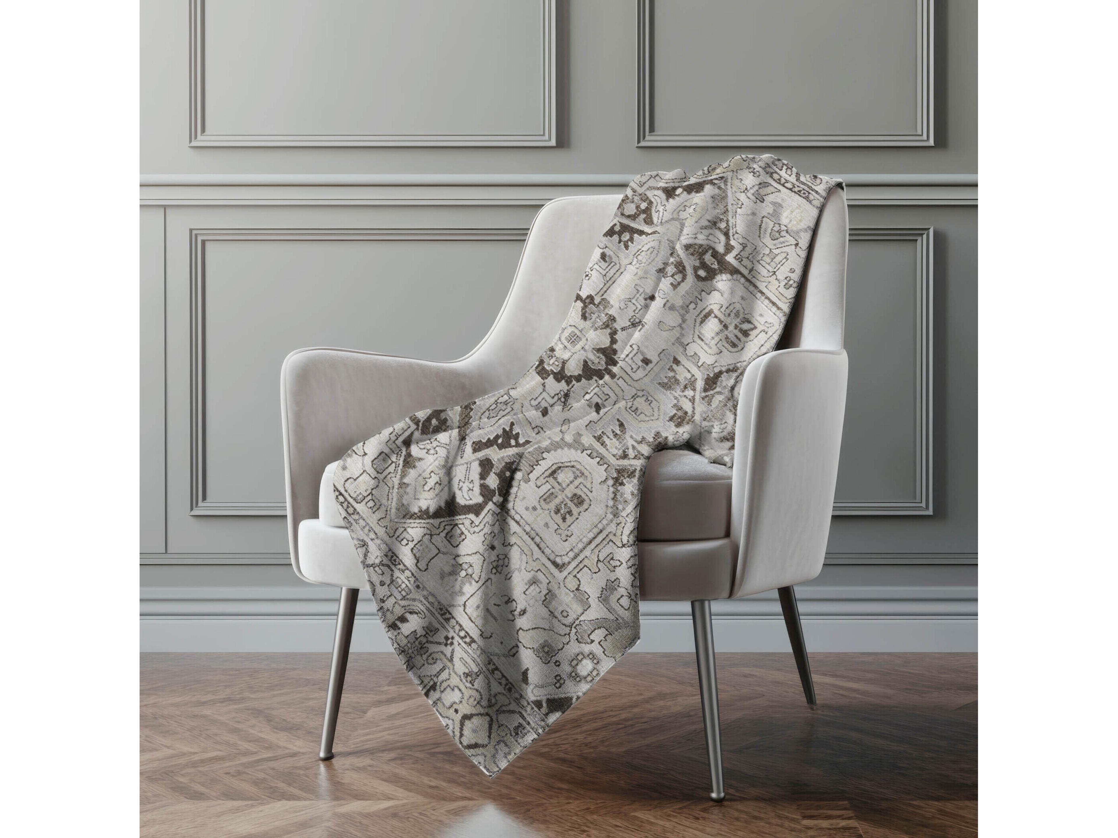 Dalyn Sherpa Ivory Polyester Throw