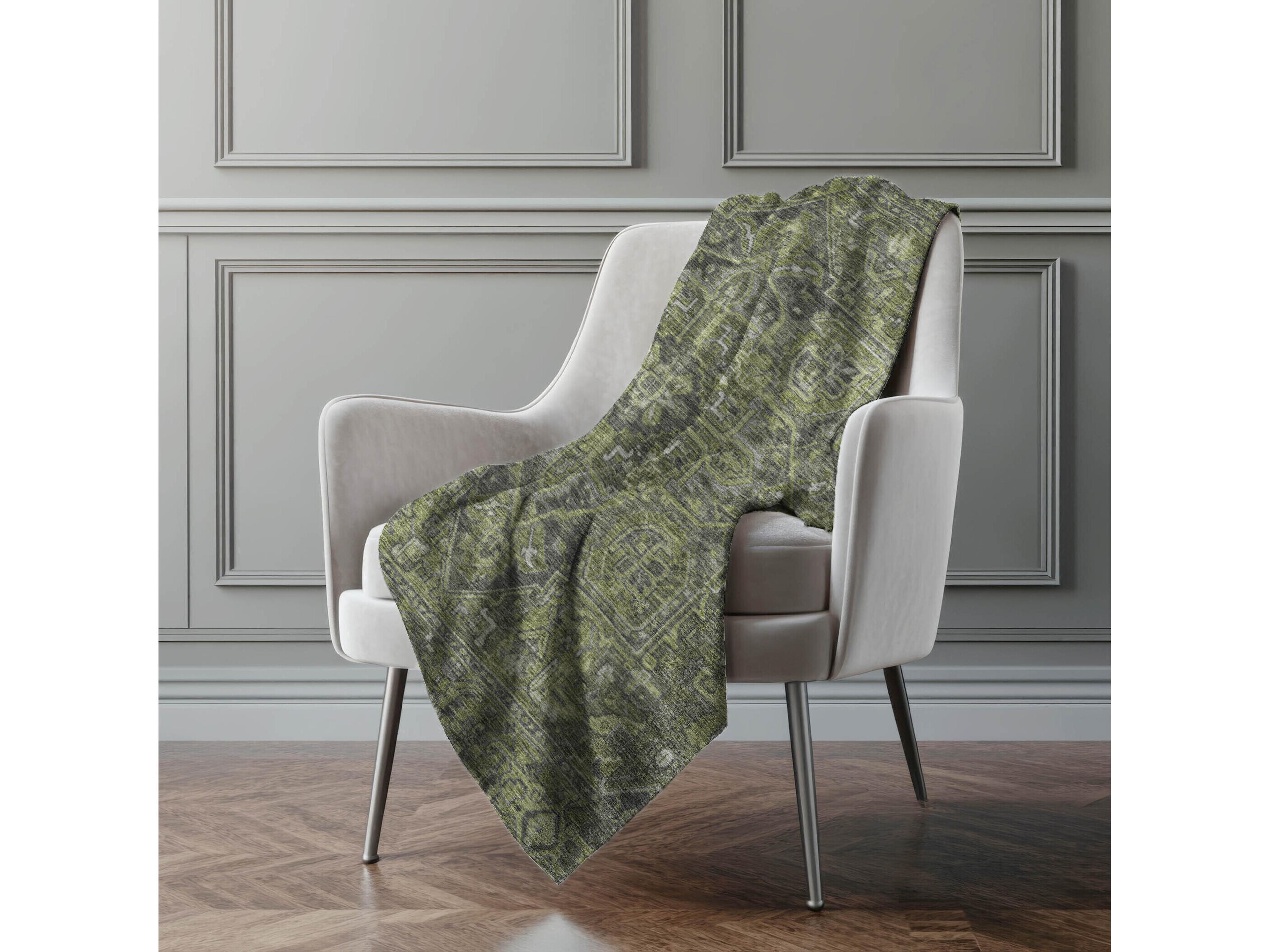 Dalyn Sherpa Green Polyester Throw