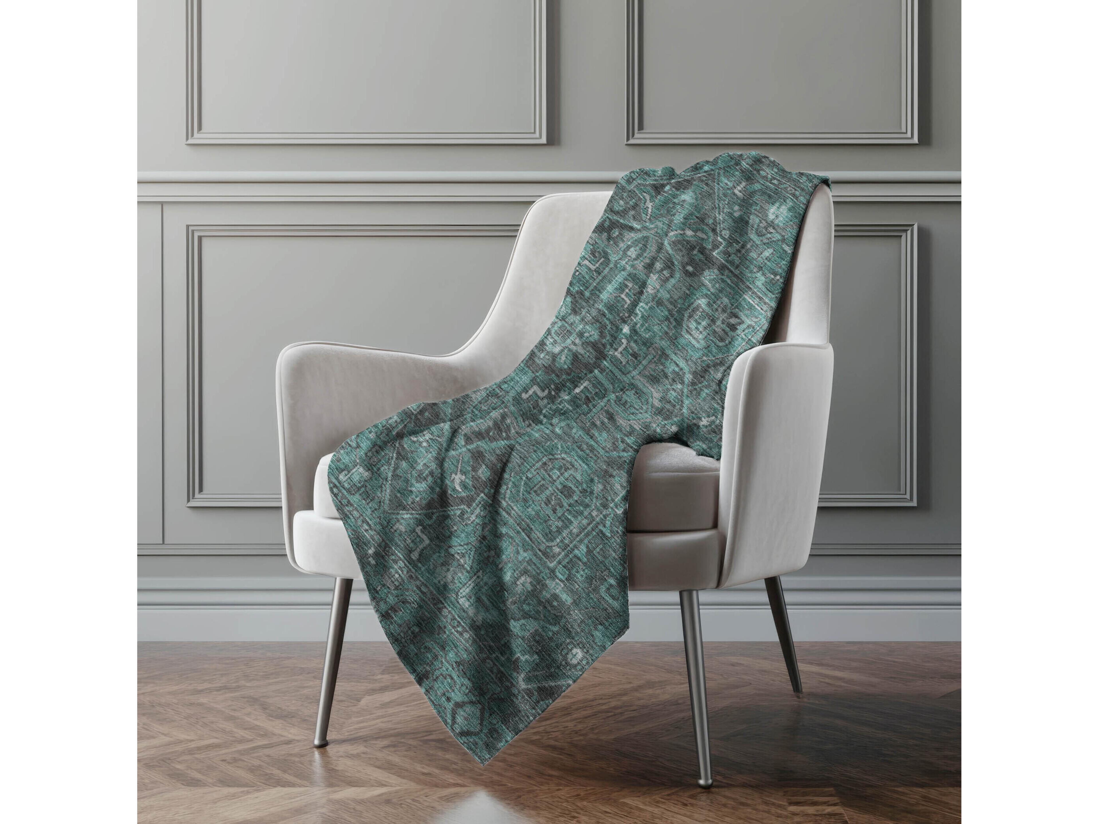 Dalyn Sherpa Teal Polyester Throw