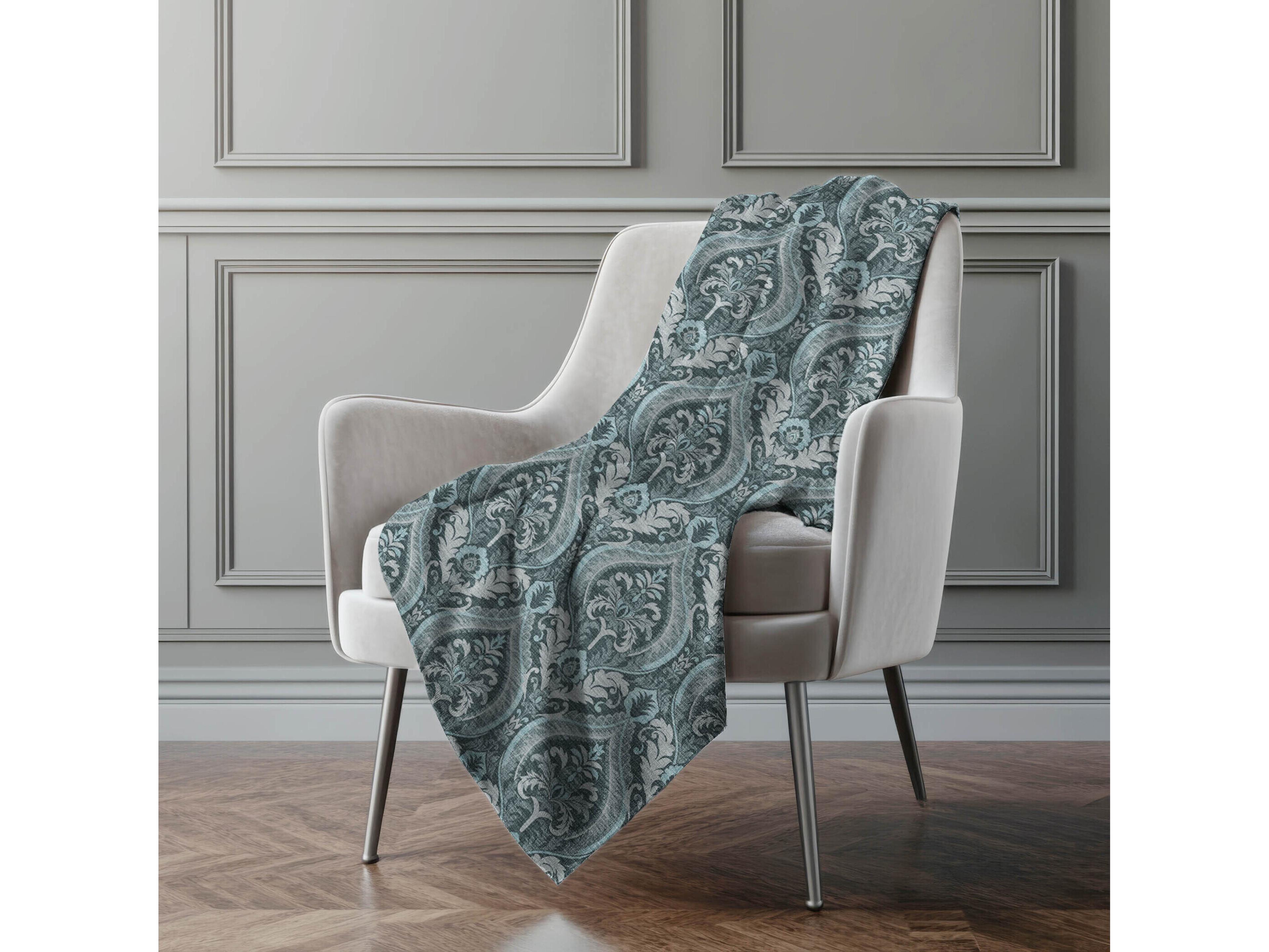 Dalyn Sherpa Teal Polyester Throw